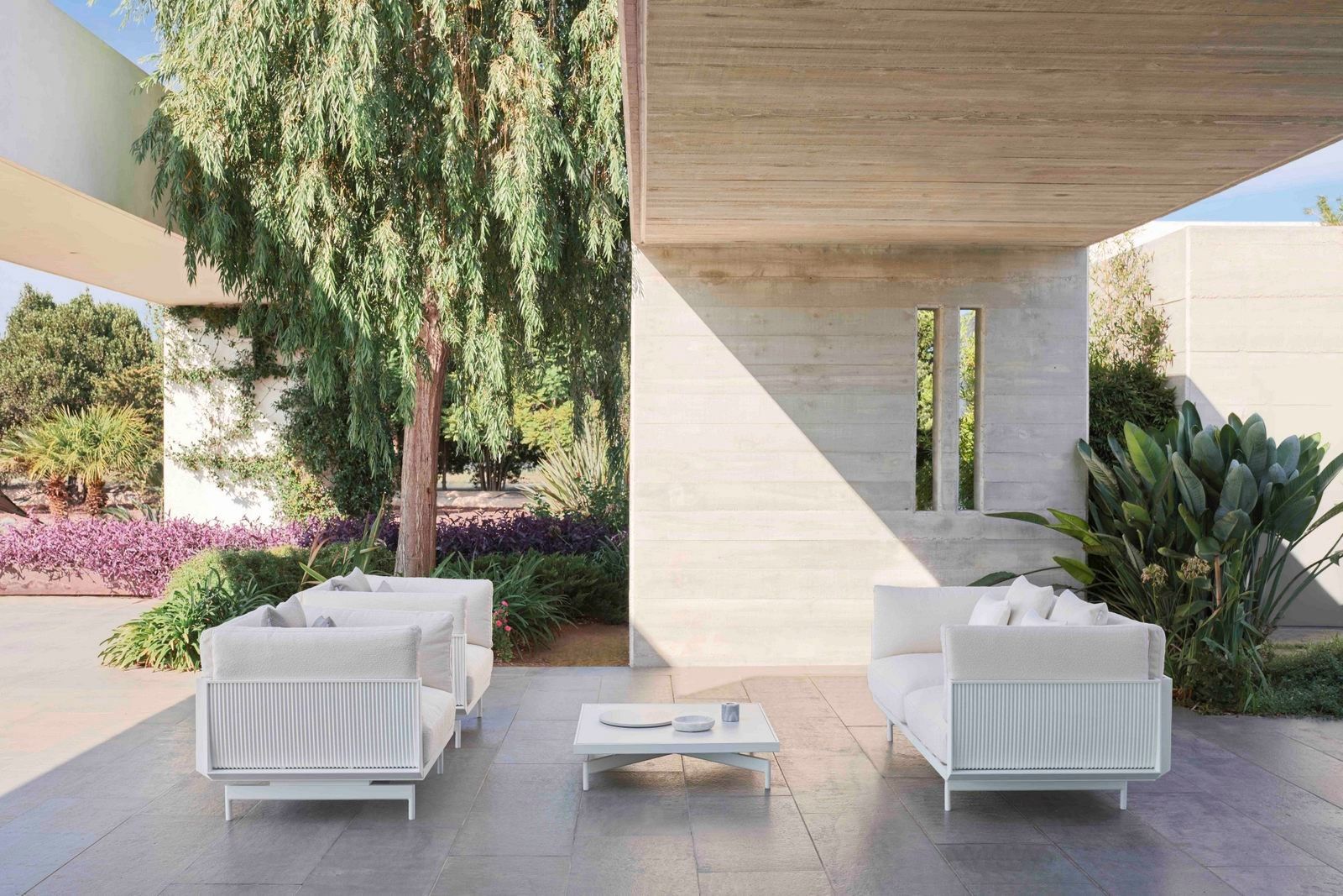 Фарфоровый квадратный садовый столик GANDIABLASCO волны ARCH-00028769 - Вид №24