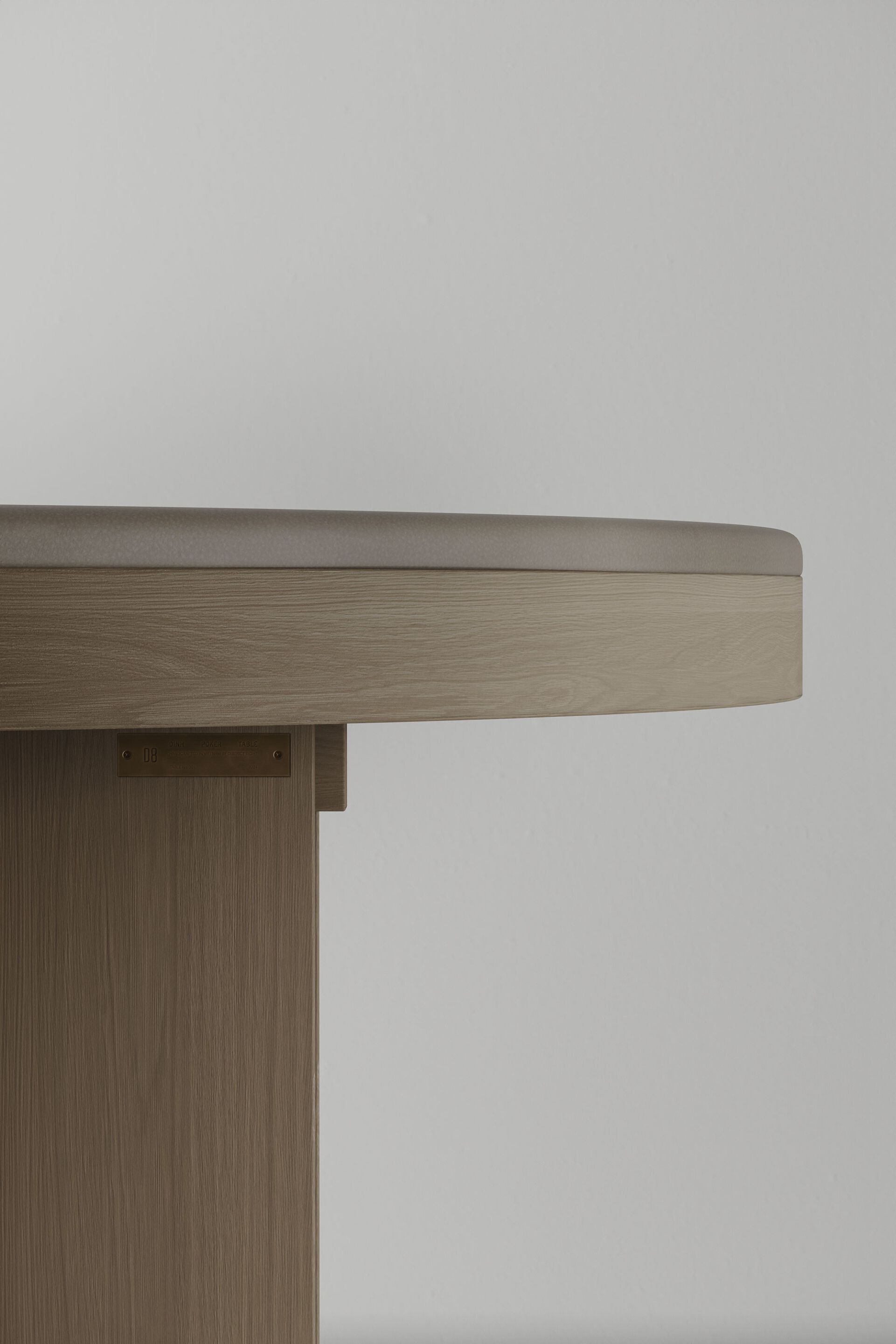 Круглый стол для покера из дерева и кожи District Eight Dinh ARCH-00042011 - Вид №11