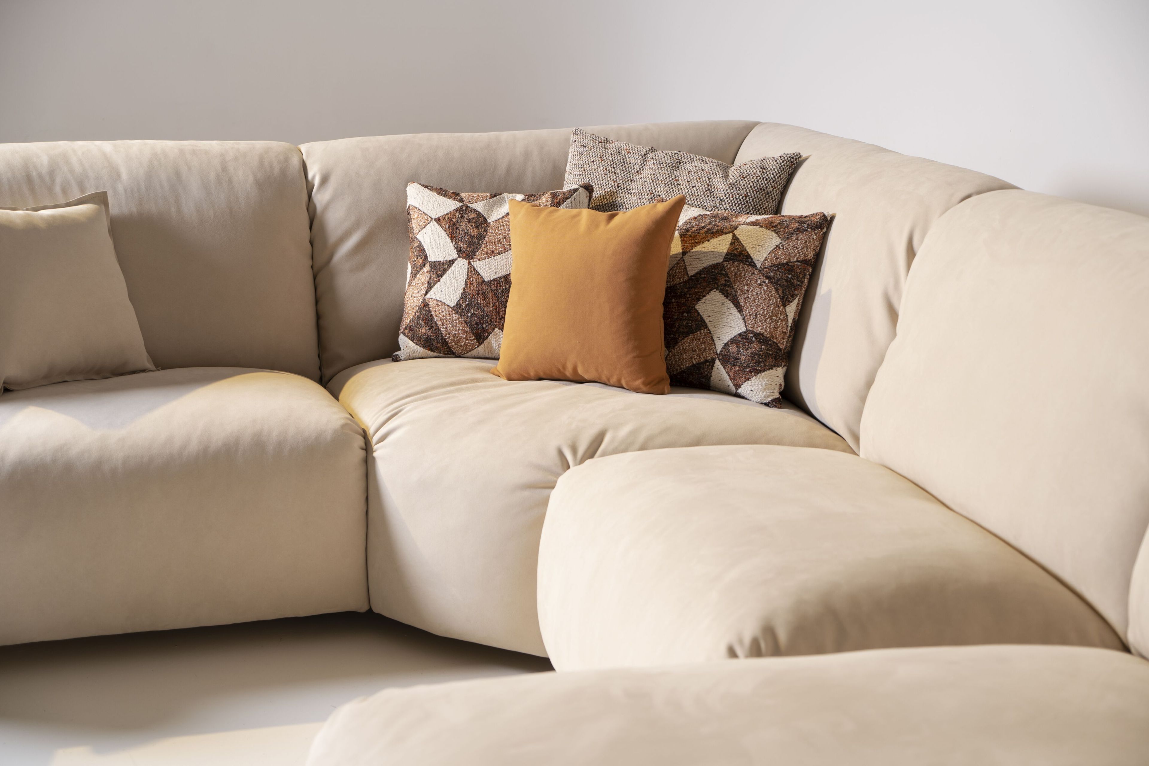 Угловой диван из микрофибры Mantellassi 1926 Beluga ARCH-00092357 - Вид №4