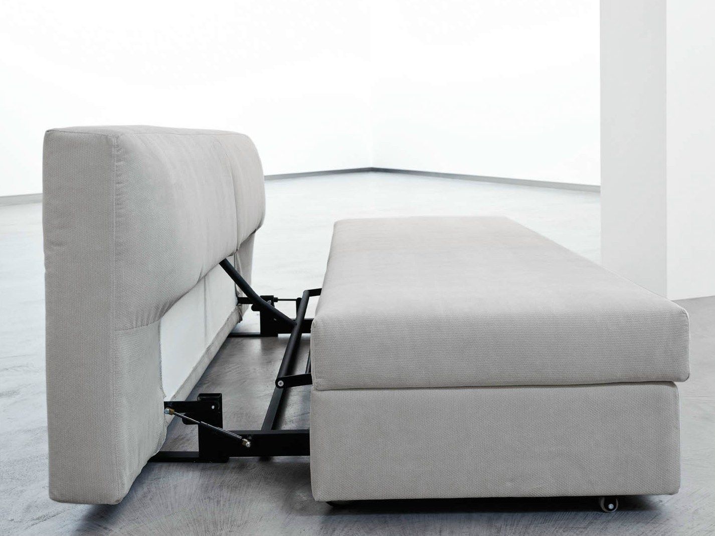 Диван-кровать из ткани Casamania & Horm ARCH-00132772 - Вид №3