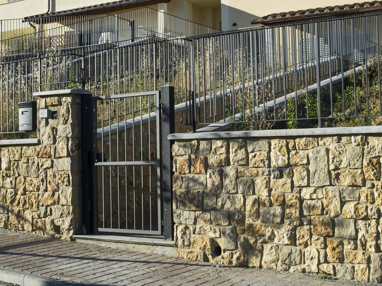 Натуральный каменный элемент для фасада B&B Rivestimenti Naturali камень ARCH-00041066 - Вид №25