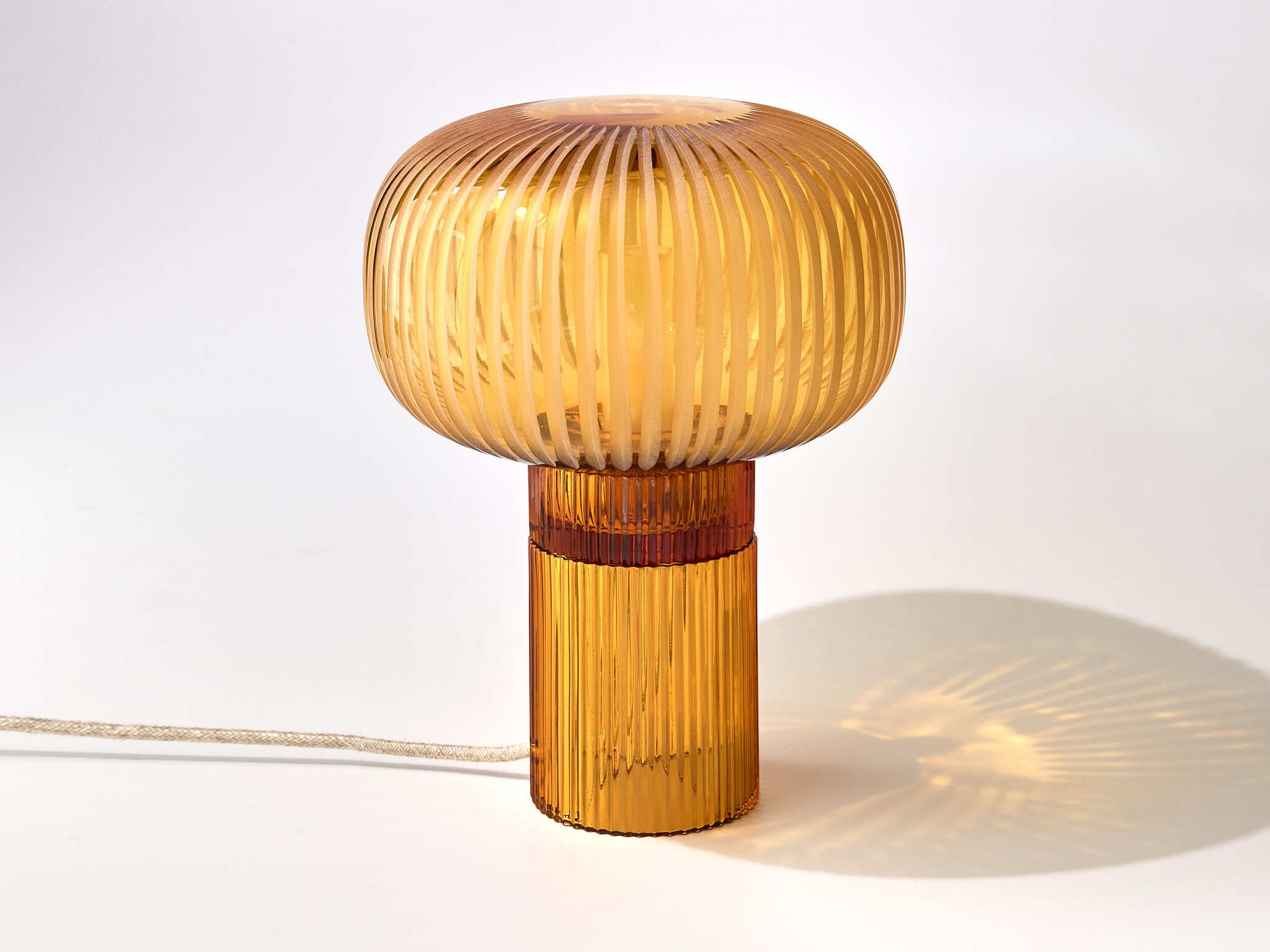 Настольная лампа из дутого стекла Studio Bojola NINA+GRANDE ARCH-00025992