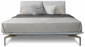 Saba Italia Двуспальная кровать из ткани с мягким изголовьем Avant-après
