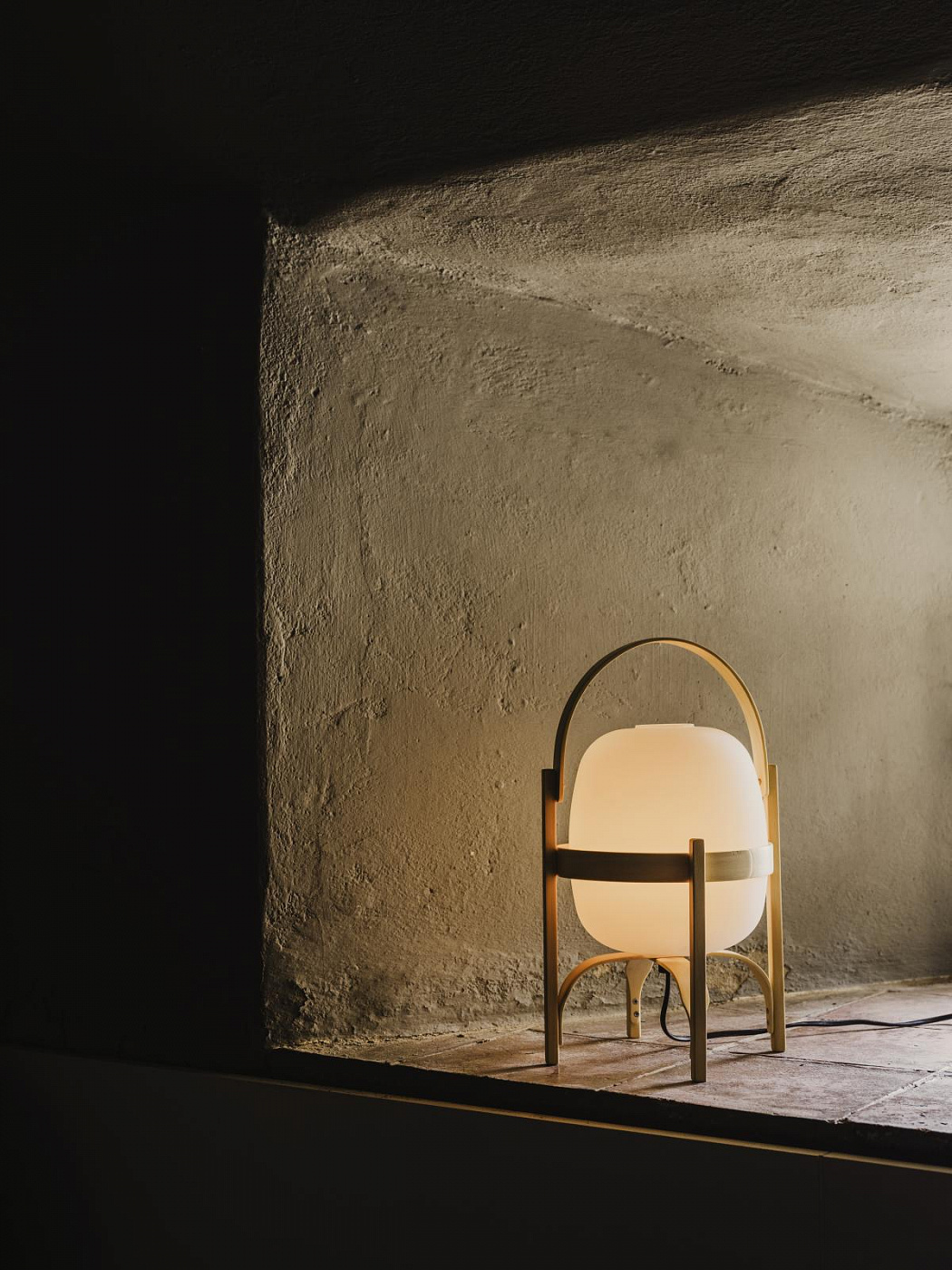 076901 Маленькая лампа Santa & Cole Cestita Santreyd  - Вид №4