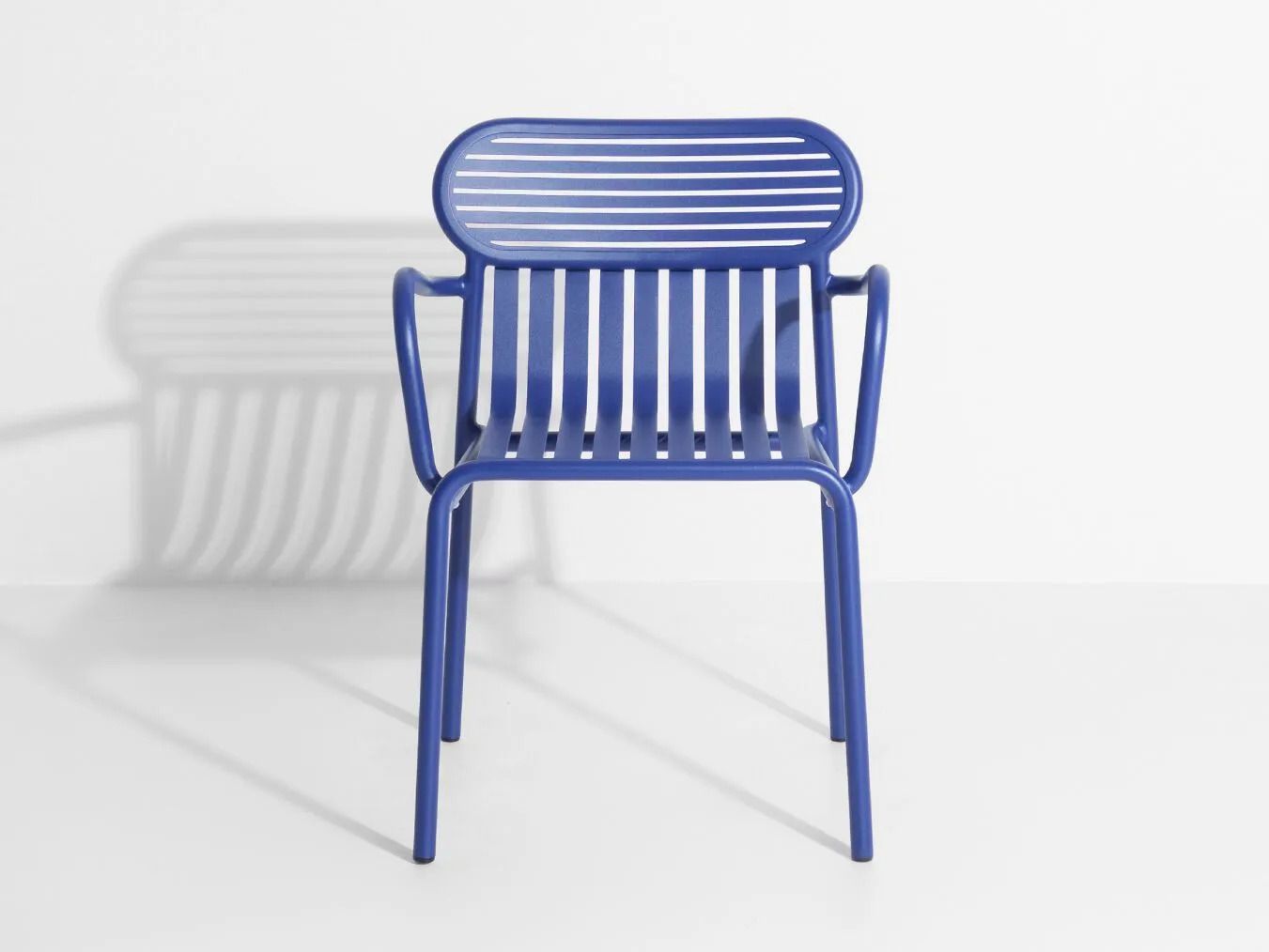 Алюминиевый штабелируемый стул с порошковым покрытием с подлокотниками Petite Friture выходные ARCH-00096326