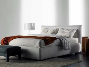 Meridiani Двуспальная кровать со съемным чехлом из ткани Scott