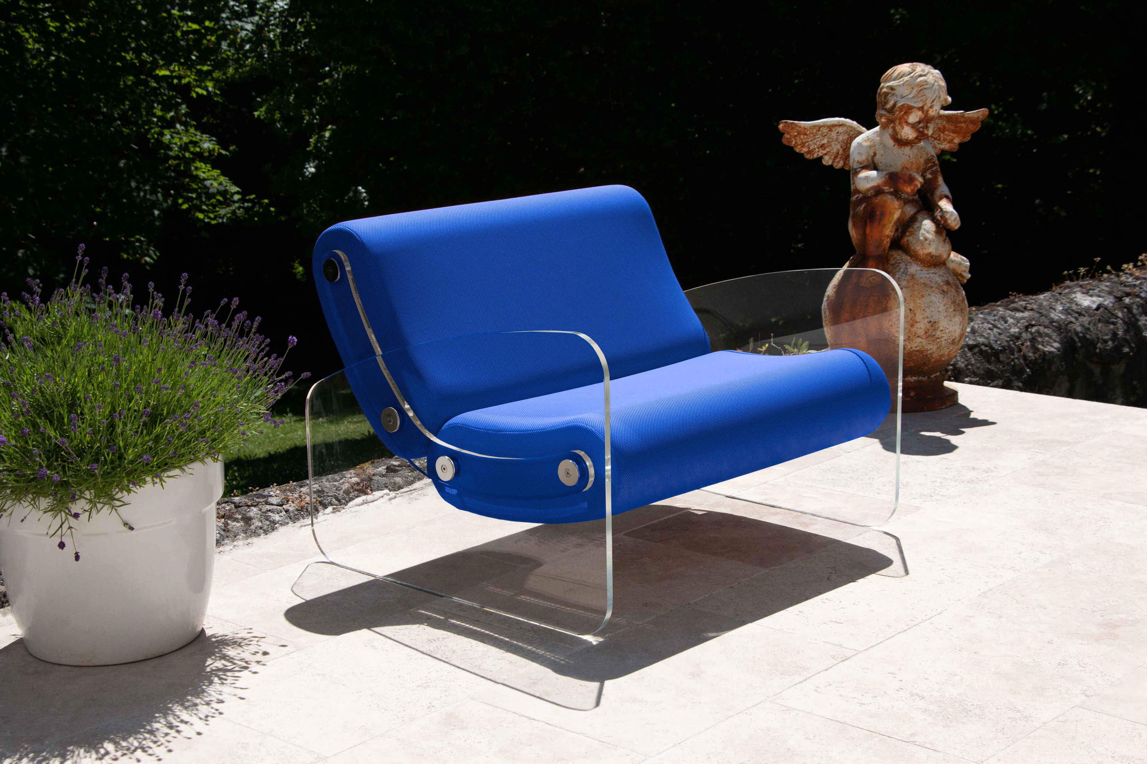 Кресло из ПММА и ткани с подлокотниками KUUMO MW03 ARCH-00110412 - Вид №1