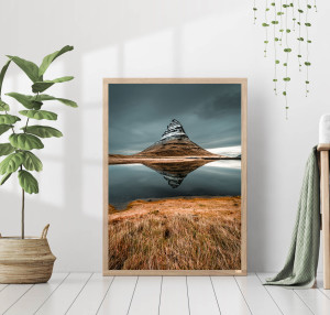 90754164 Постер 28 картин "Одинокая гора" 70x50 см в подарочном тубусе STLM-0368680 Santreyd