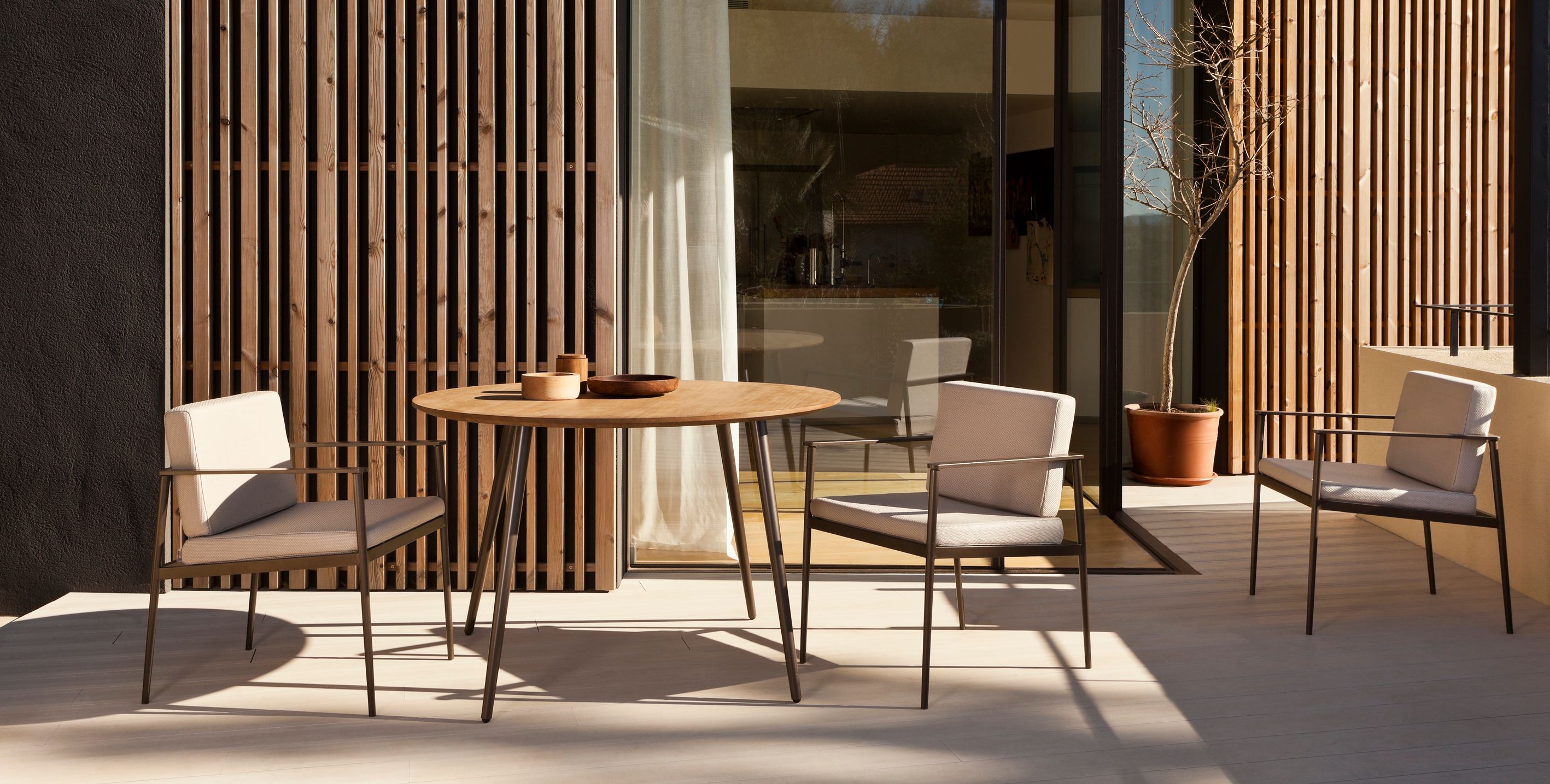 Мягкий садовый стул с подлокотниками Bivaq Vint ARCH-00038969 - Вид №1