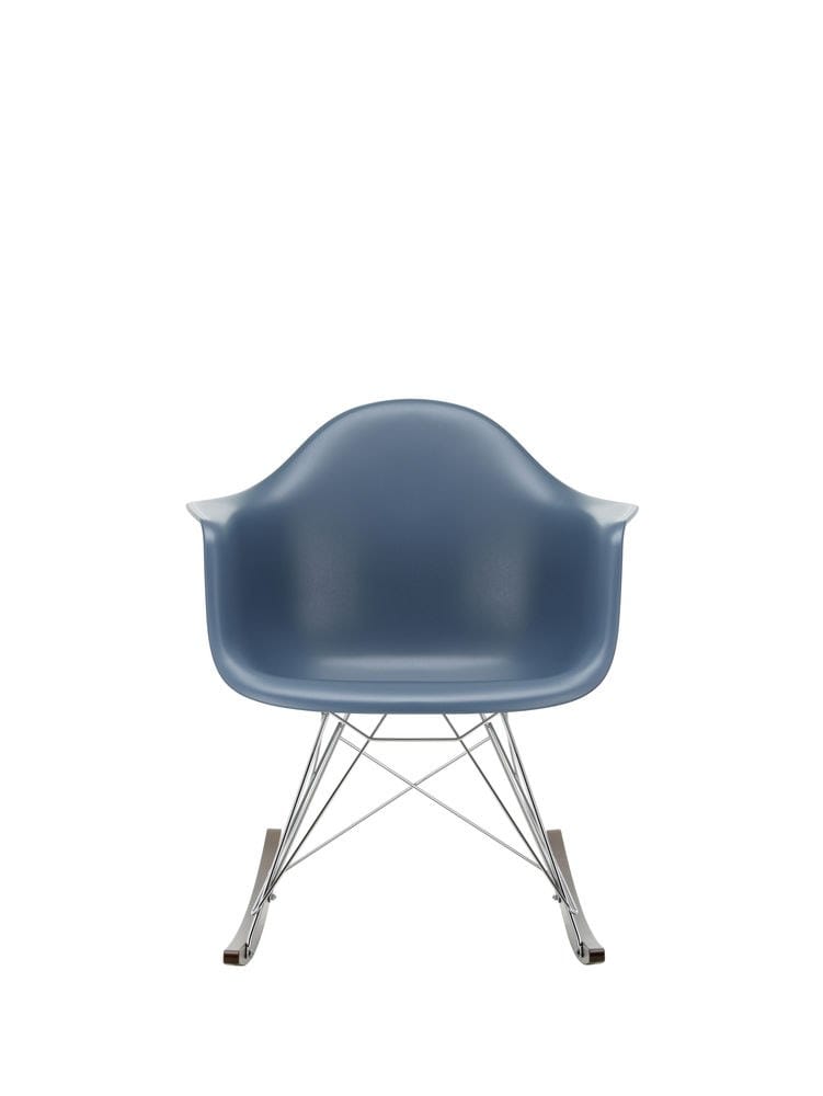 Мягкое тканевое кресло-качалка с подлокотниками VITRA Eames Plastic Chair ARCH-00023828 - Вид №234