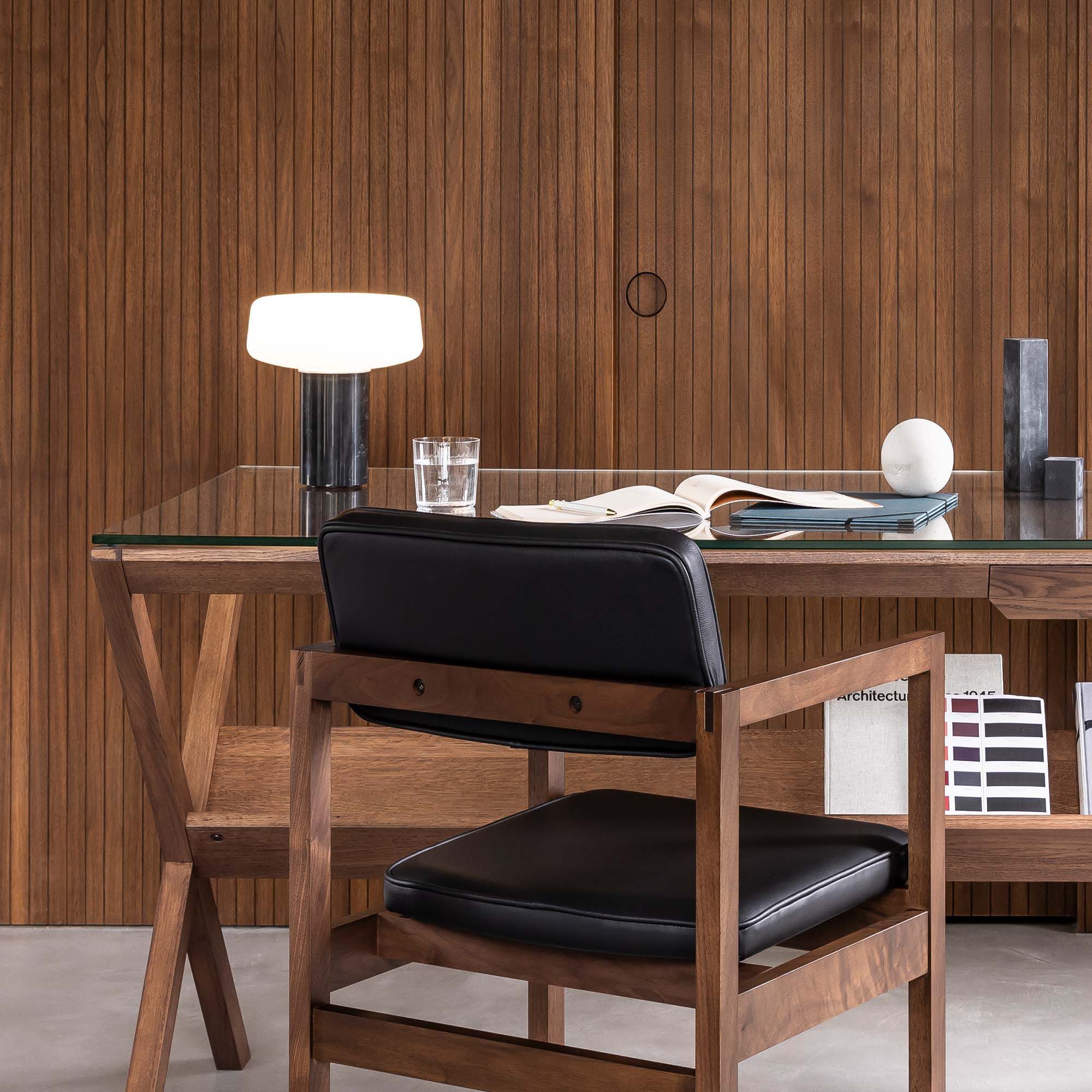 Перезаряжаемая светодиодная настольная лампа Marquina Black Marble Case SOLID ARCH-00122067 - Вид №1