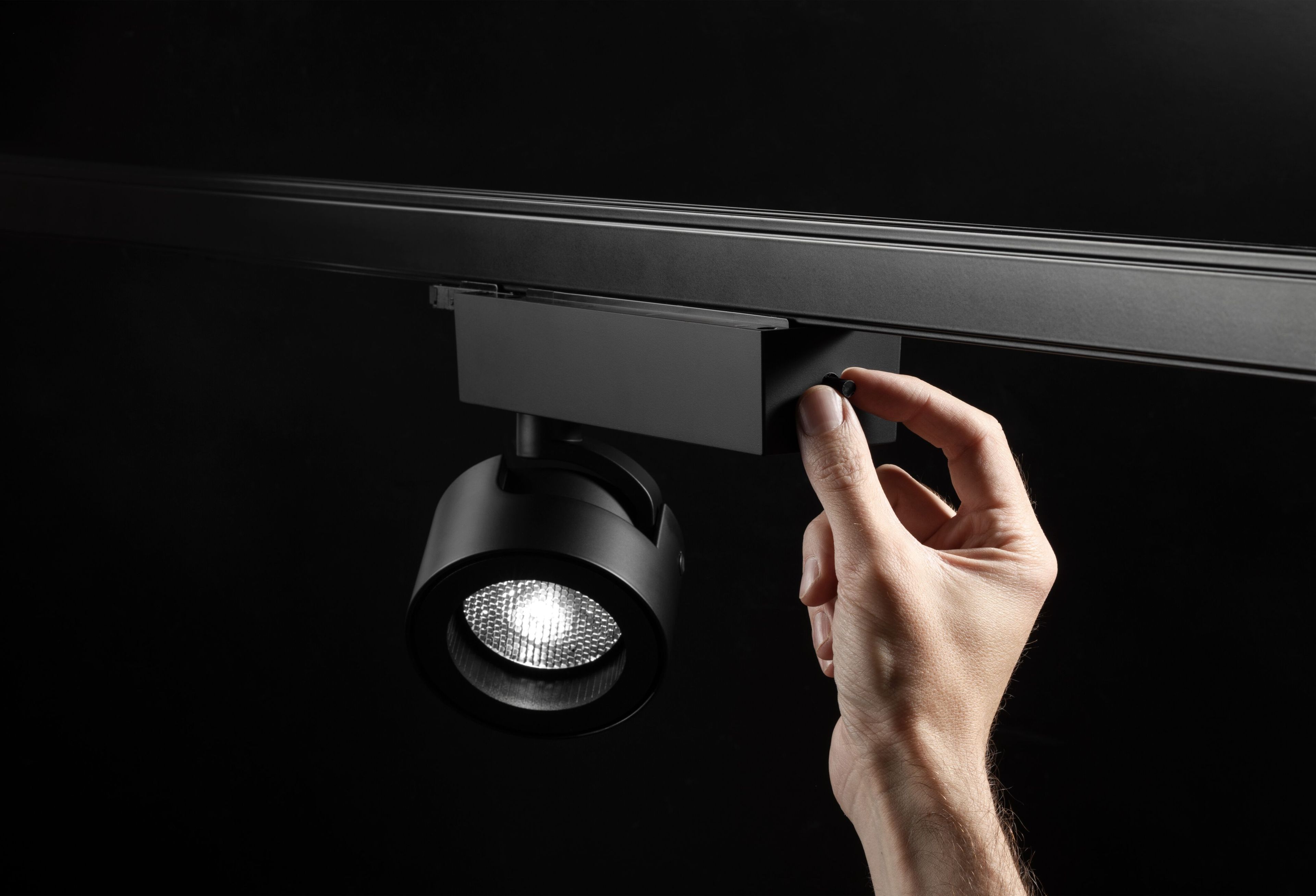 Алюминиевое светодиодное освещение TARGETTI Zeno ARCH-00021524 - Вид №1