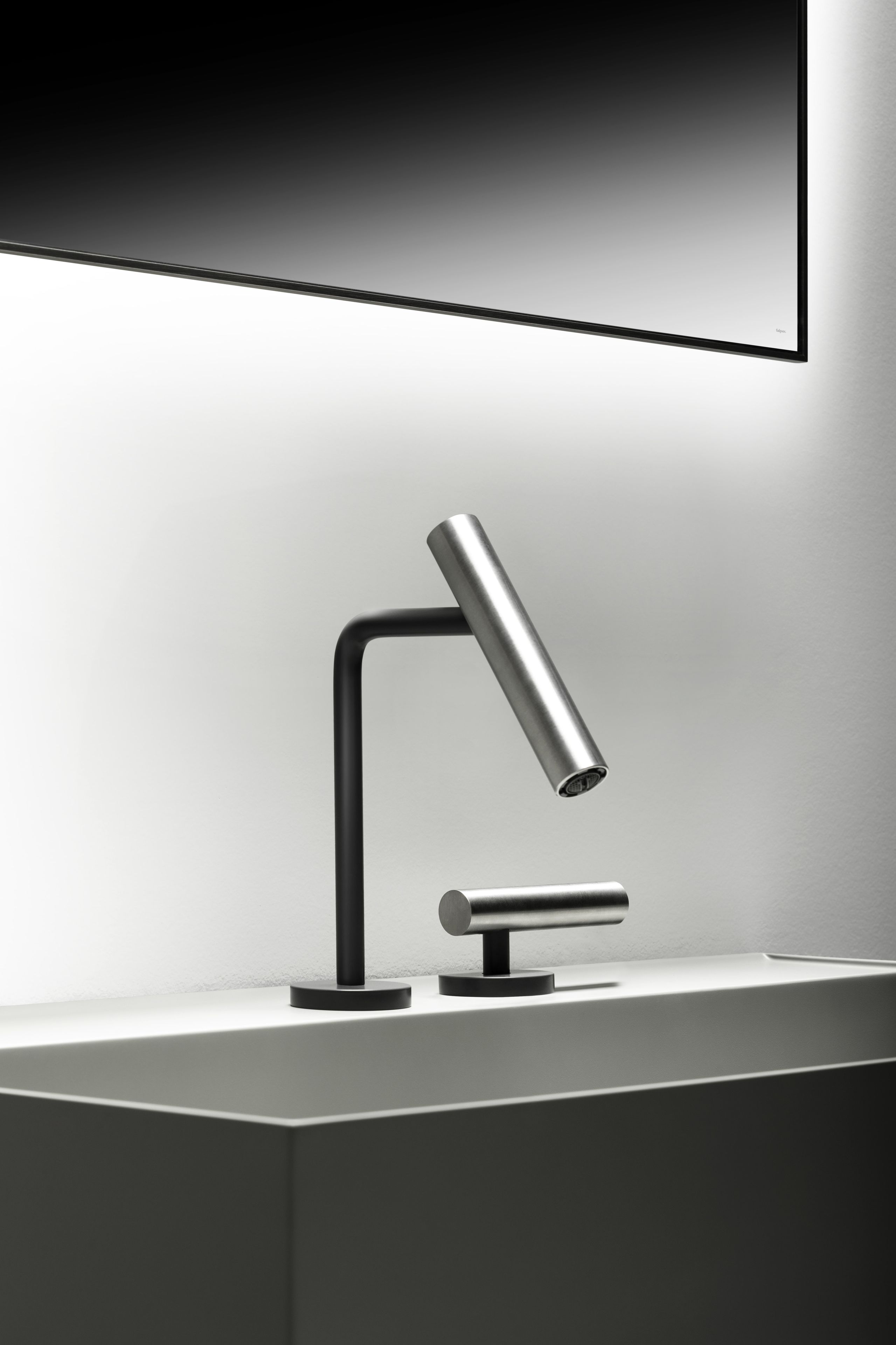 Смеситель для раковины из нержавеющей стали с 2 отверстиями Falper цилиндр ARCH-00135591 - Вид №2