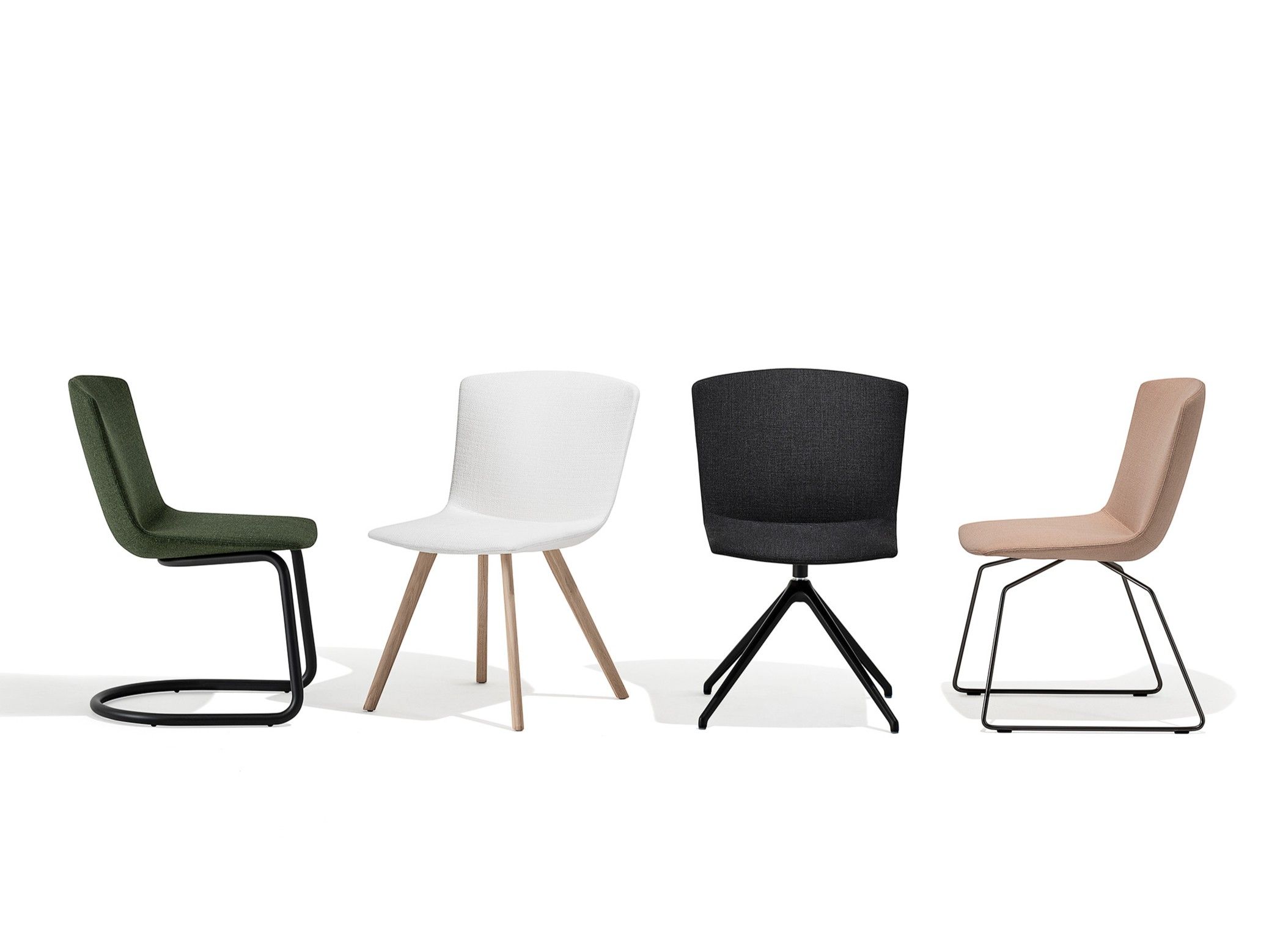 Тканевый мягкий стул с деревянными ножками Desalto Calum ARCH-00019973 - Вид №1