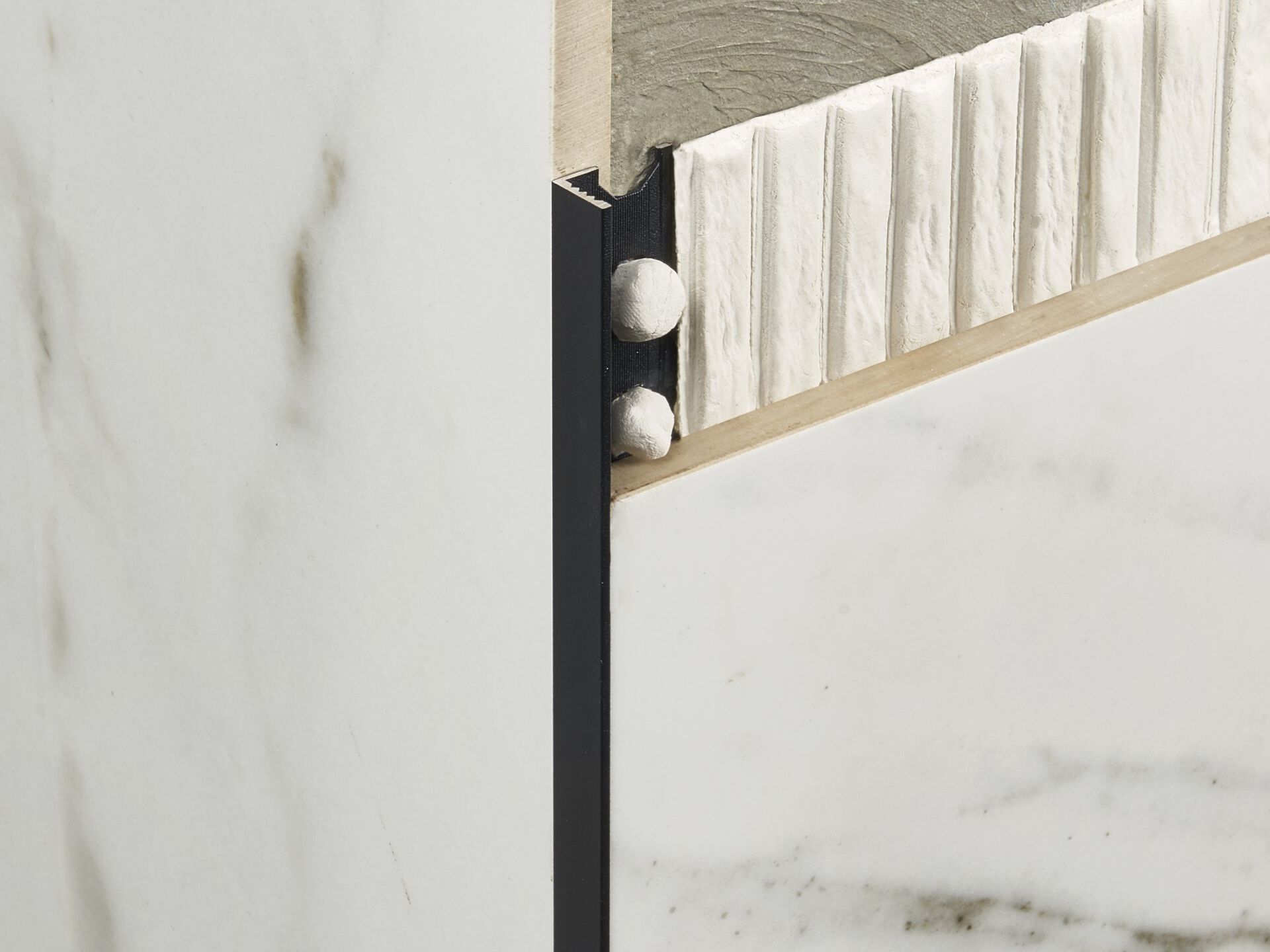 Алюминиевое соединение пола EMAC Italia Color Touch ARCH-00003103