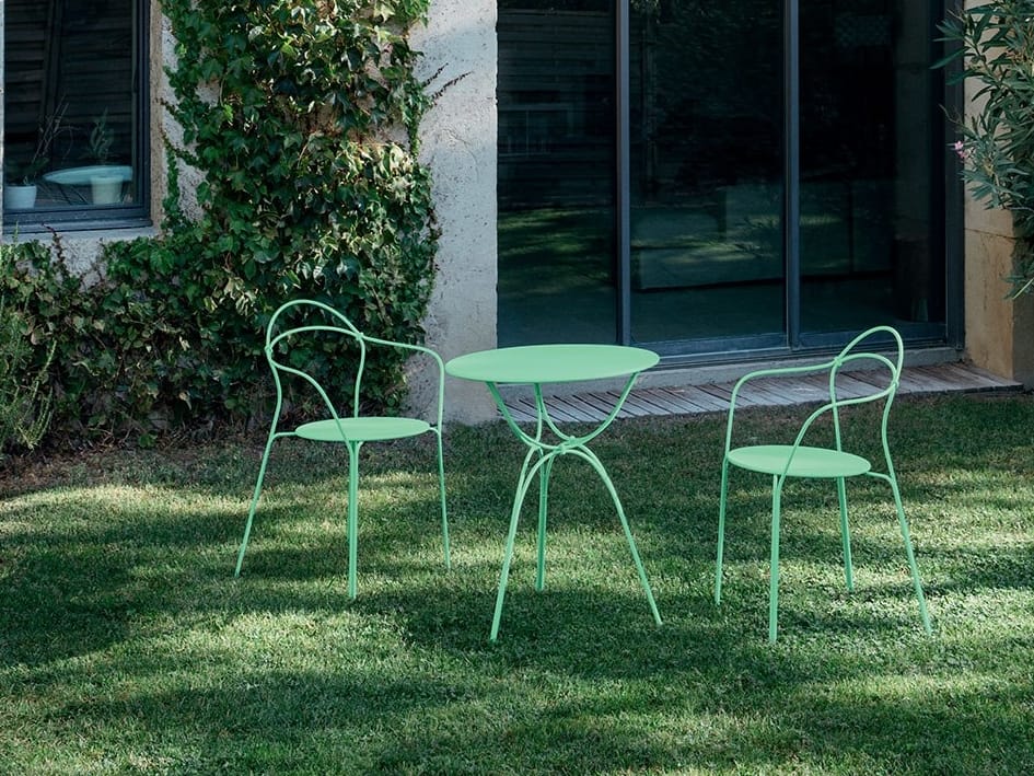 Стальной садовый стул с подлокотниками Fermob Airloop ARCH-00053231 - Вид №4