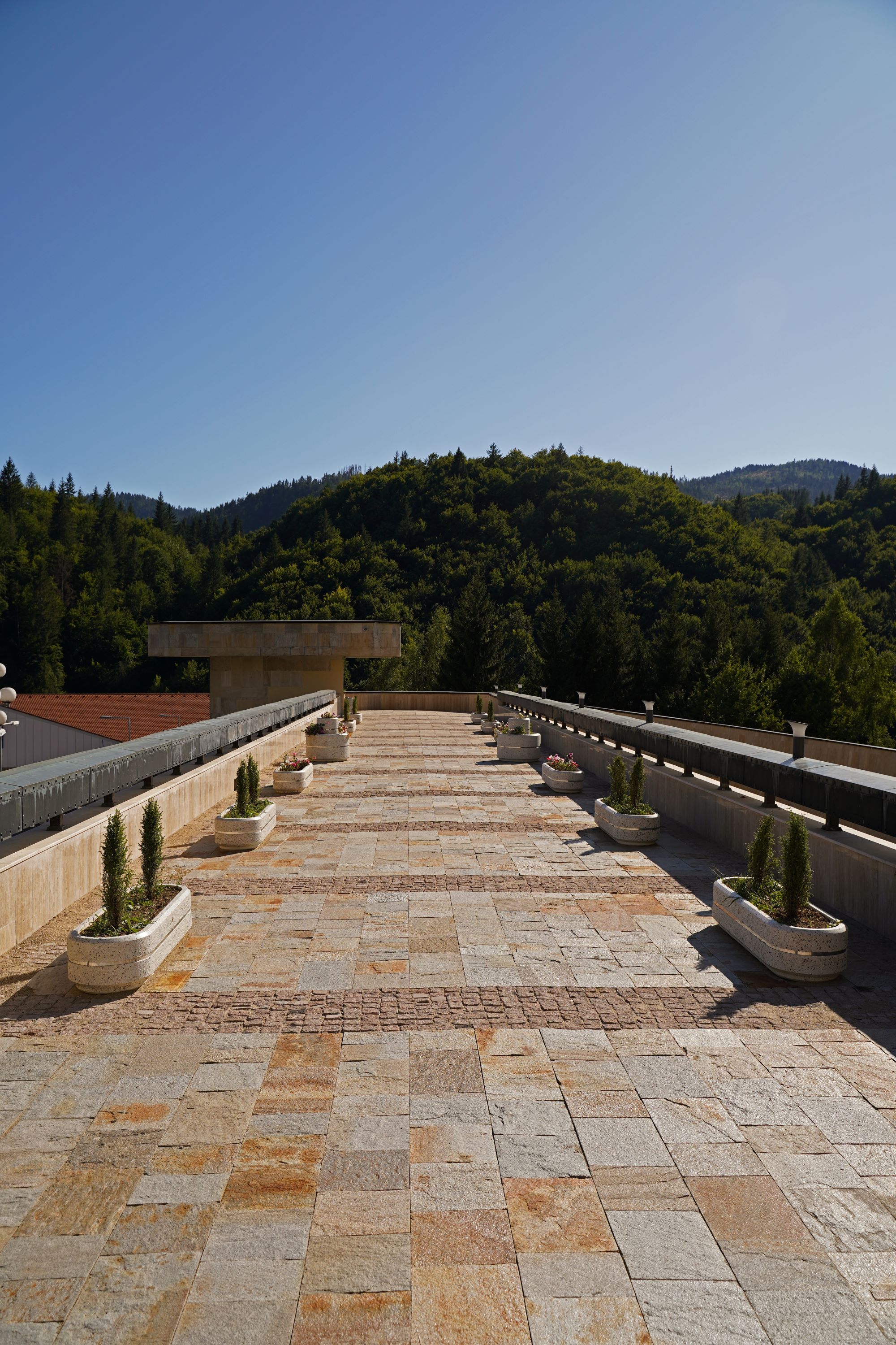 Низкая бетонная плантатор ENCHO ENCHEV - ETE 24/25 ARCH-00056586 - Вид №6