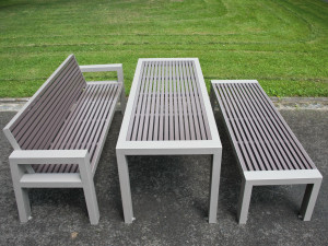 Садовый стол из нержавеющей стали и ПЭТ