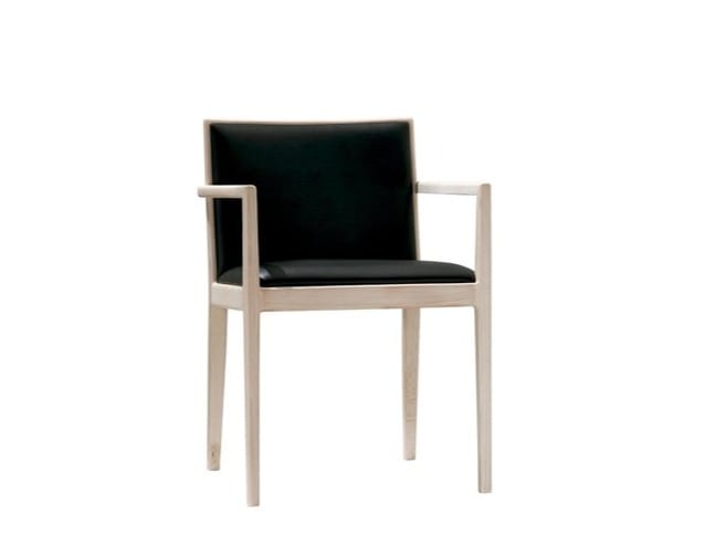 Мягкий стул с подлокотниками Andreu World ARCH-00001237