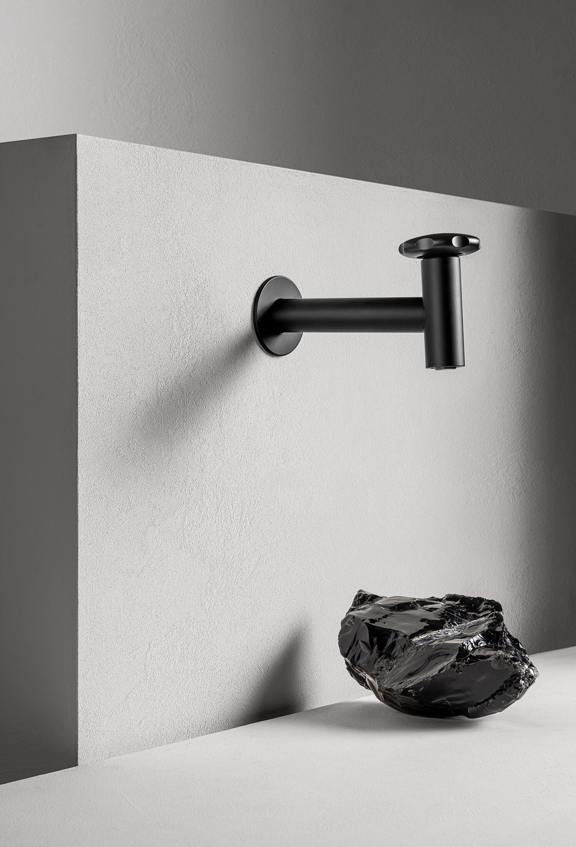 Однорычажный смеситель для раковины QD Magistro Lab Hammer ARCH-00011261