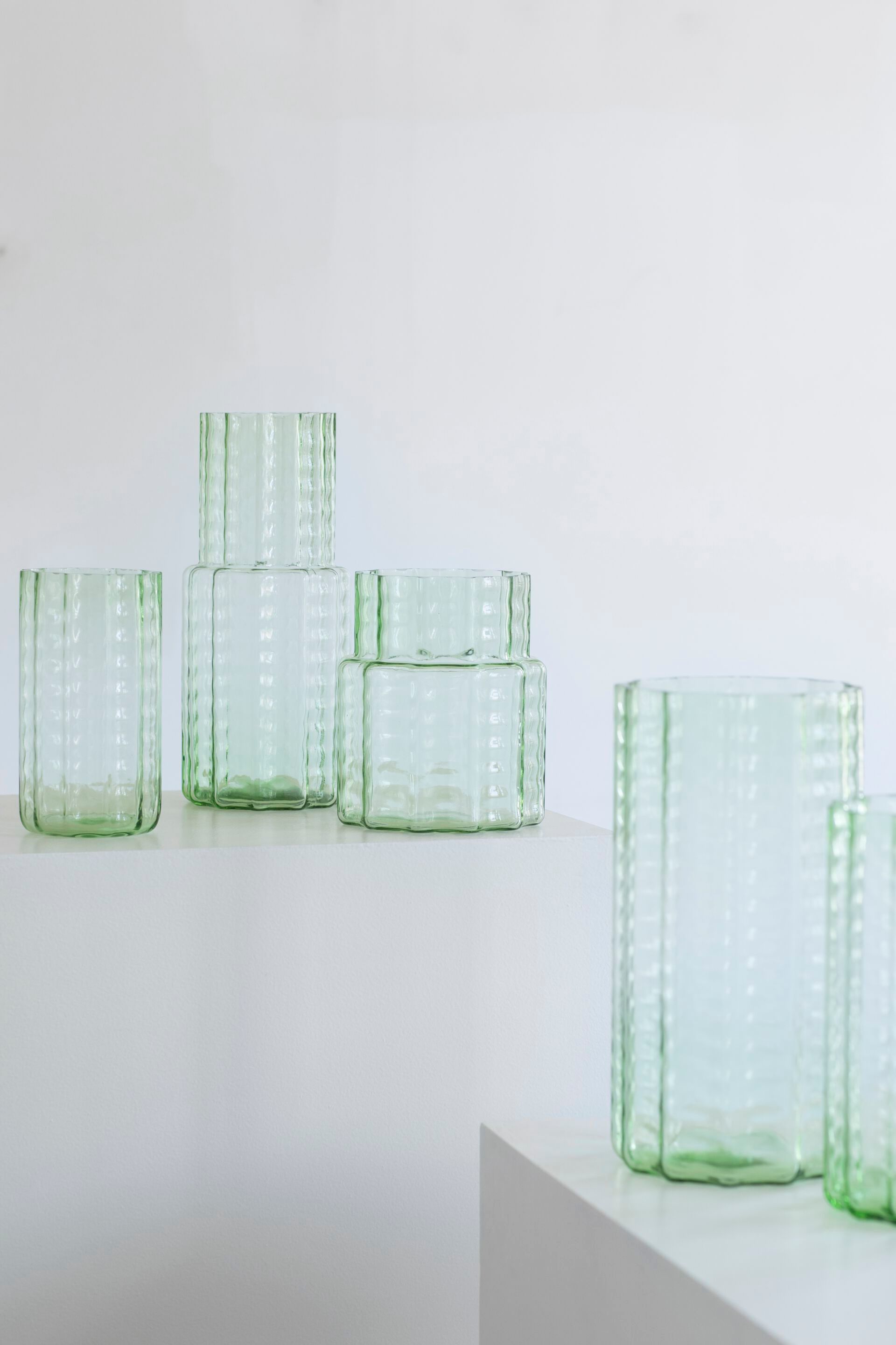 Ваза из дутого стекла Serax волны ARCH-00034757 - Вид №4