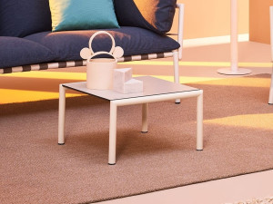 Квадратный садовый журнальный столик в HPL