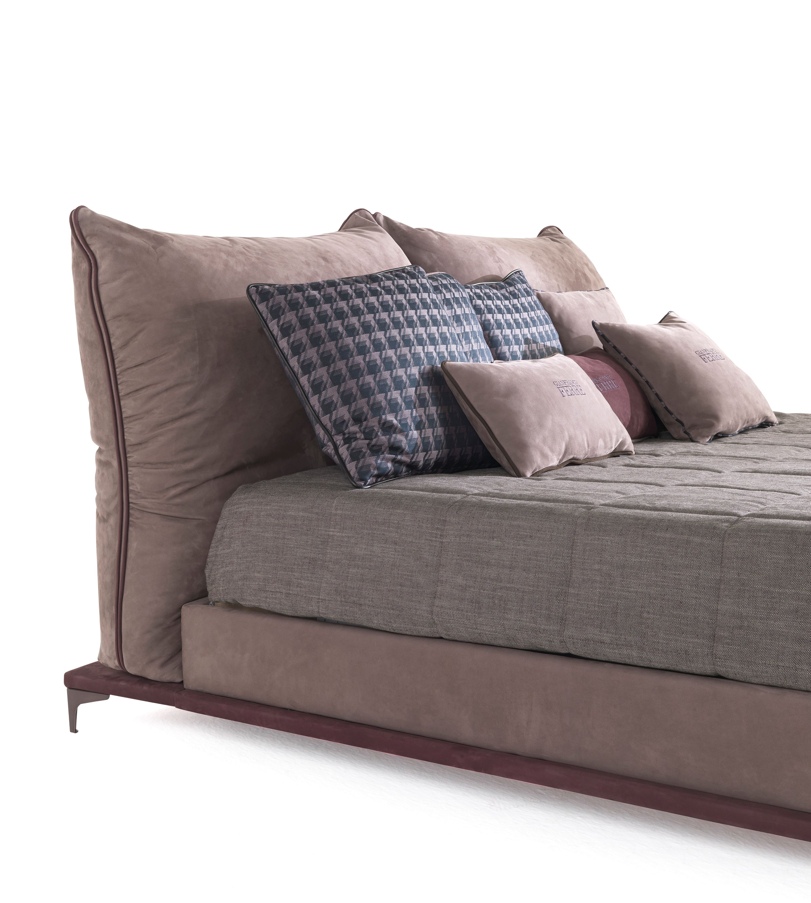 Кожаная мягкая кровать Gianfranco Ferré Home Clapton ARCH-00141571 - Вид №3