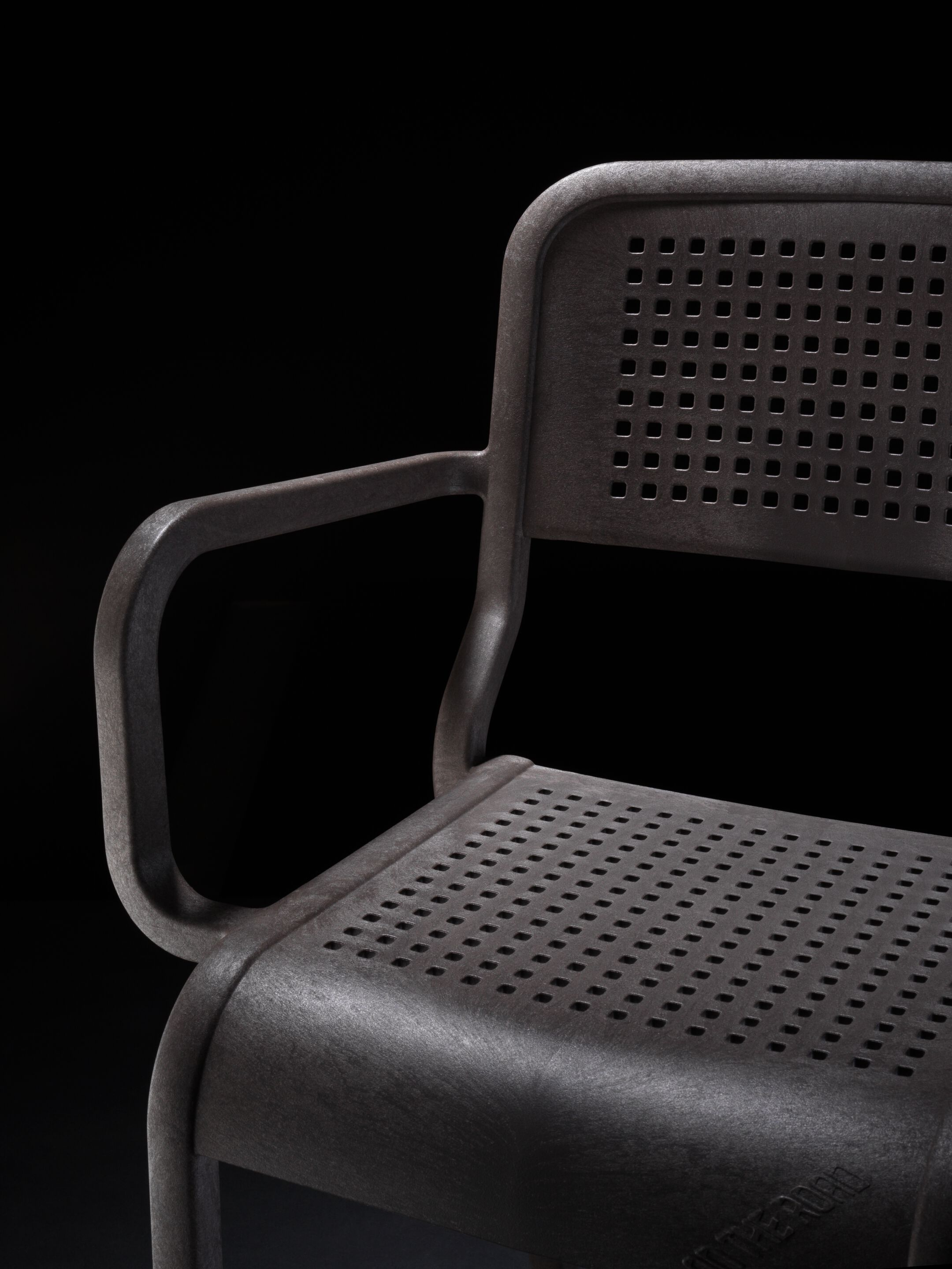 Стул из переработанного инженерного пластика с подлокотниками PF Stile ON THE ROAD CB ARCH-00105591 - Вид №8