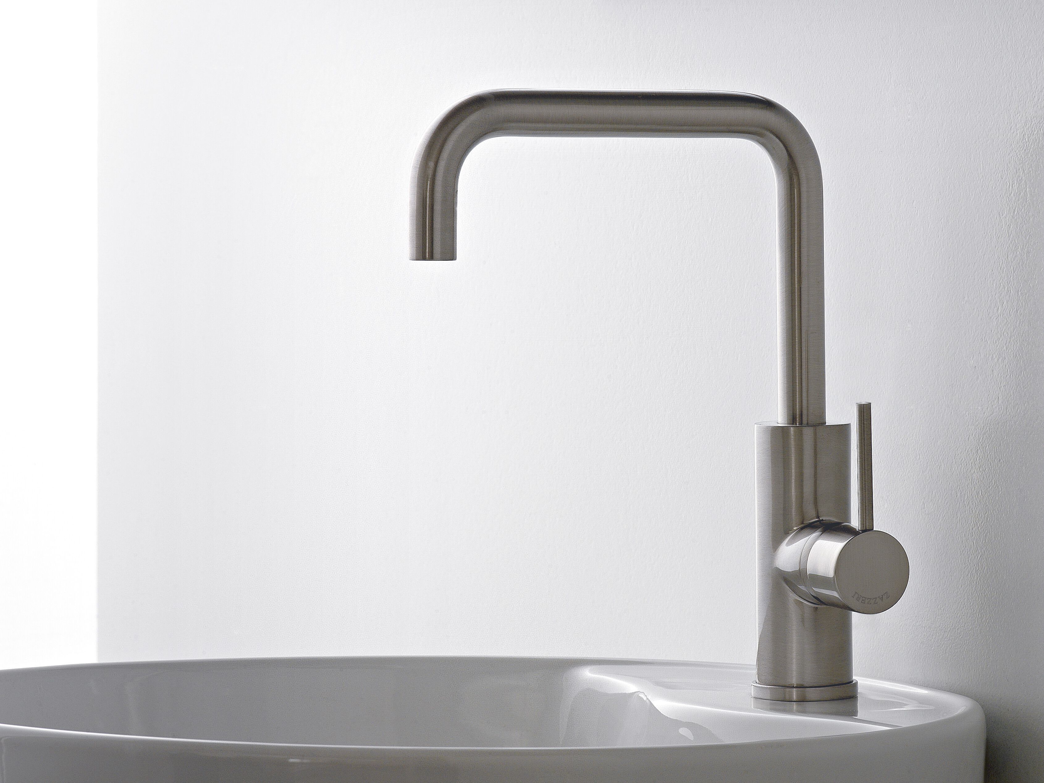 Однорычажный смеситель для раковины с регулируемым горлышком Zazzeri ARCH-00097195 - Вид №1