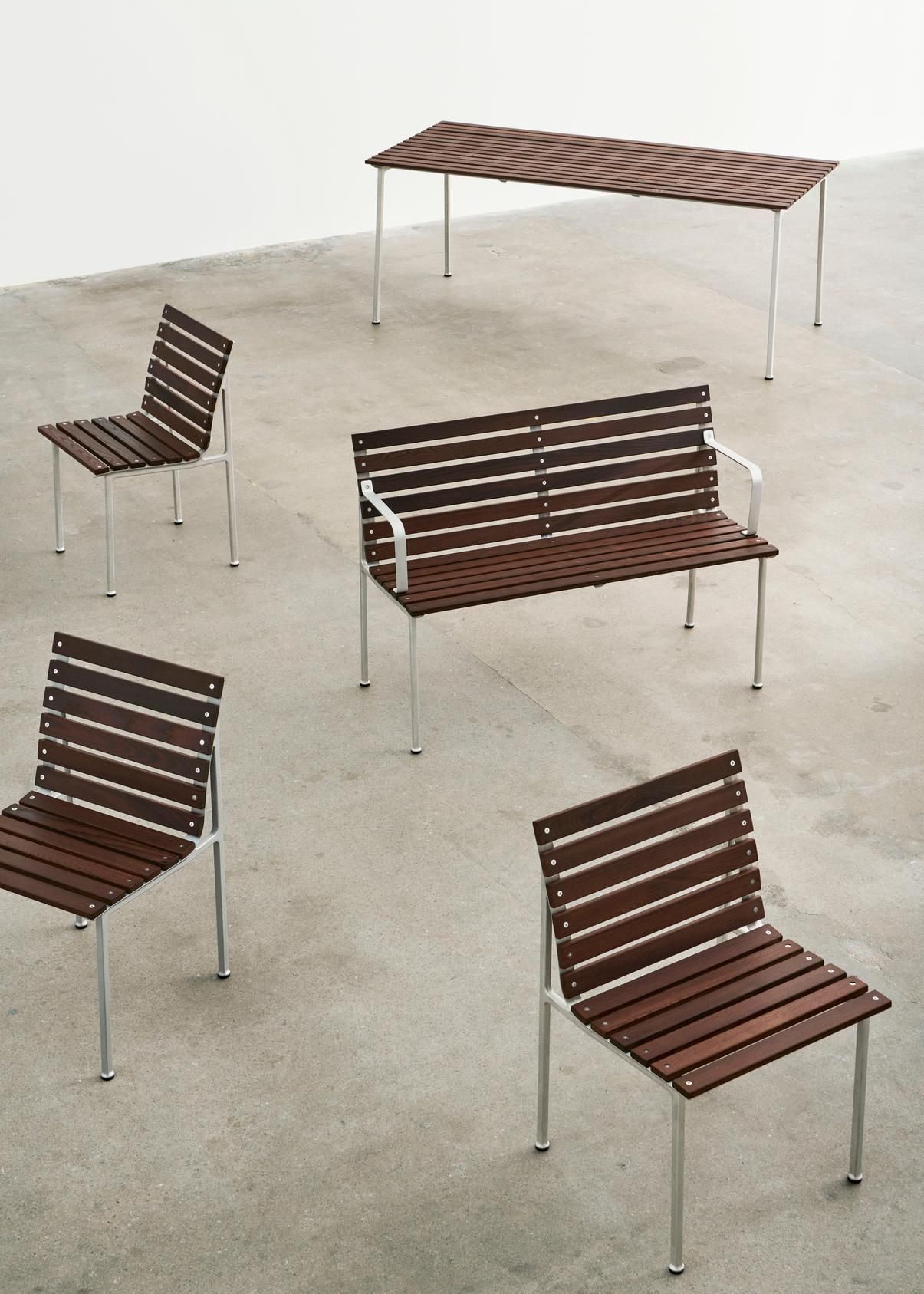 Садовая скамейка из ясеня с подлокотниками и спинкой Hay Траверс ARCH-00090628 - Вид №12