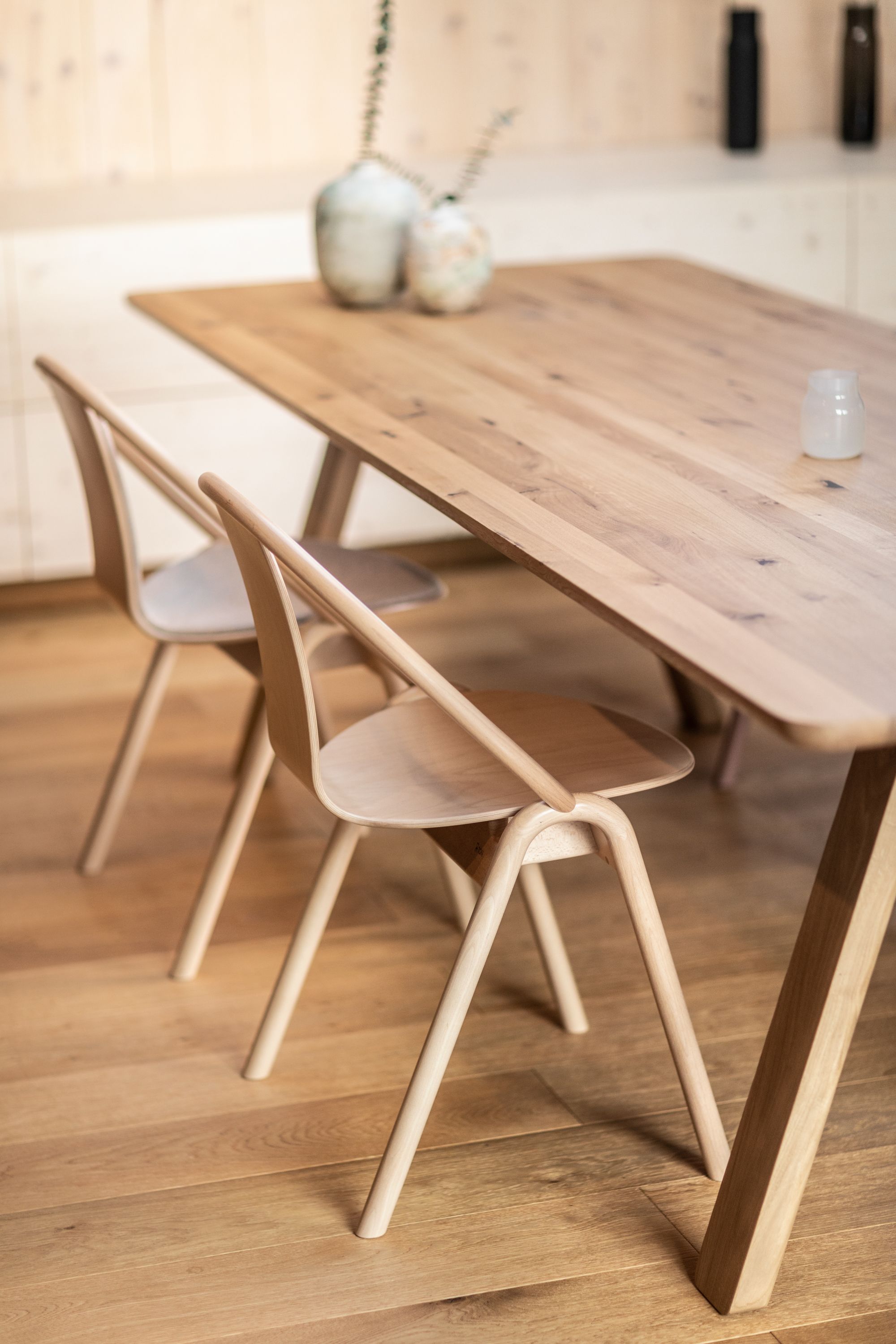 Штабелируемый стул с подлокотниками со встроенной подушкой TON AGAIN ARCH-00134912 - Вид №7