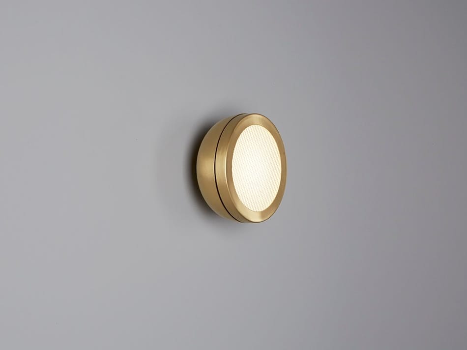 Латунный светодиодный настенный светильник Tooy Molly ARCH-00110100