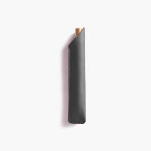 W109-CHAR Кожаный чехол для ручки/карандаша - темно-серый Wingback