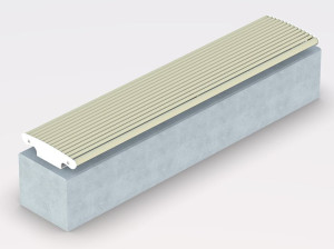 Сидение у небольшой стены