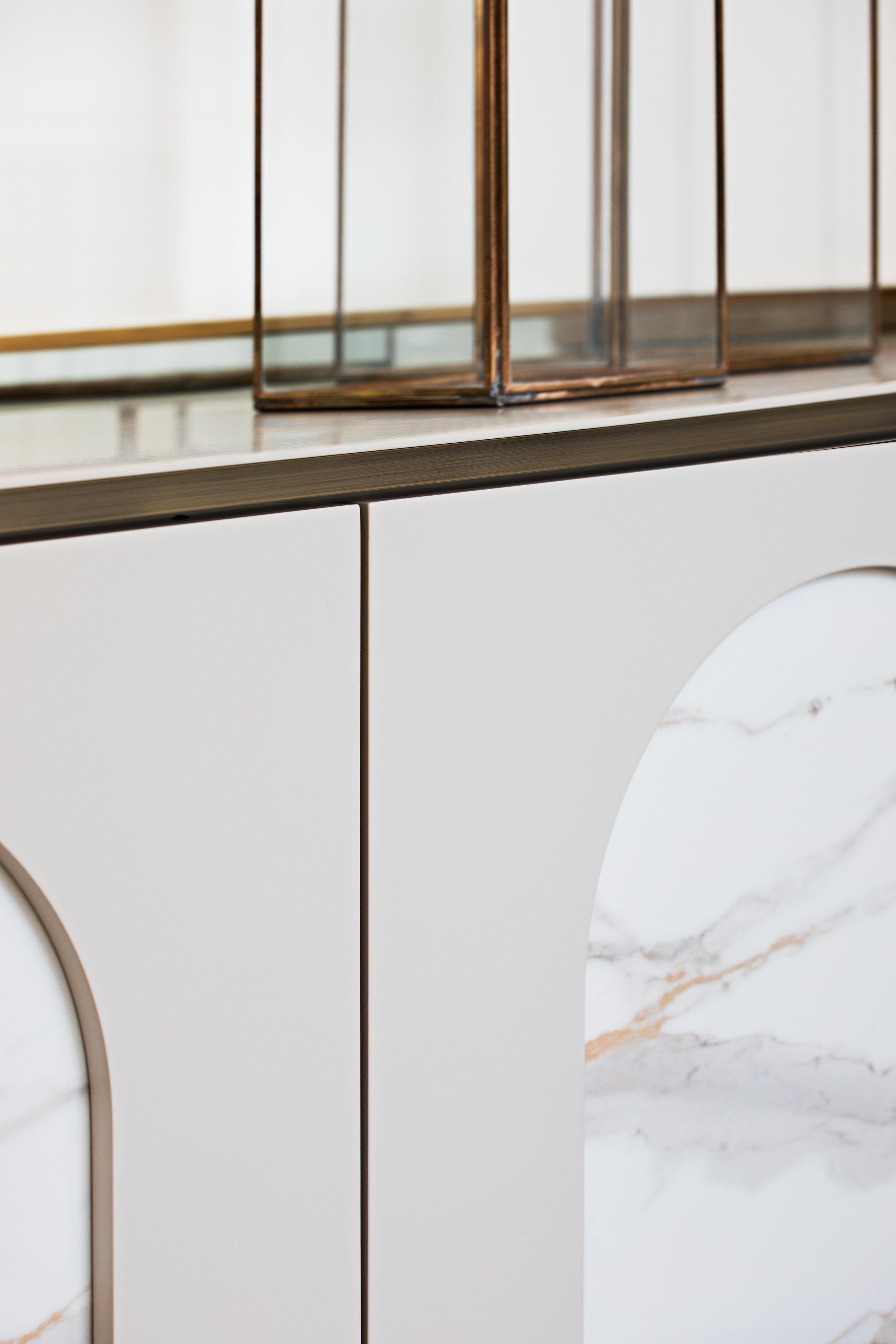 Деревянный шкаф с распашными дверцами Capital Collection палладий ARCH-00142728 - Вид №8