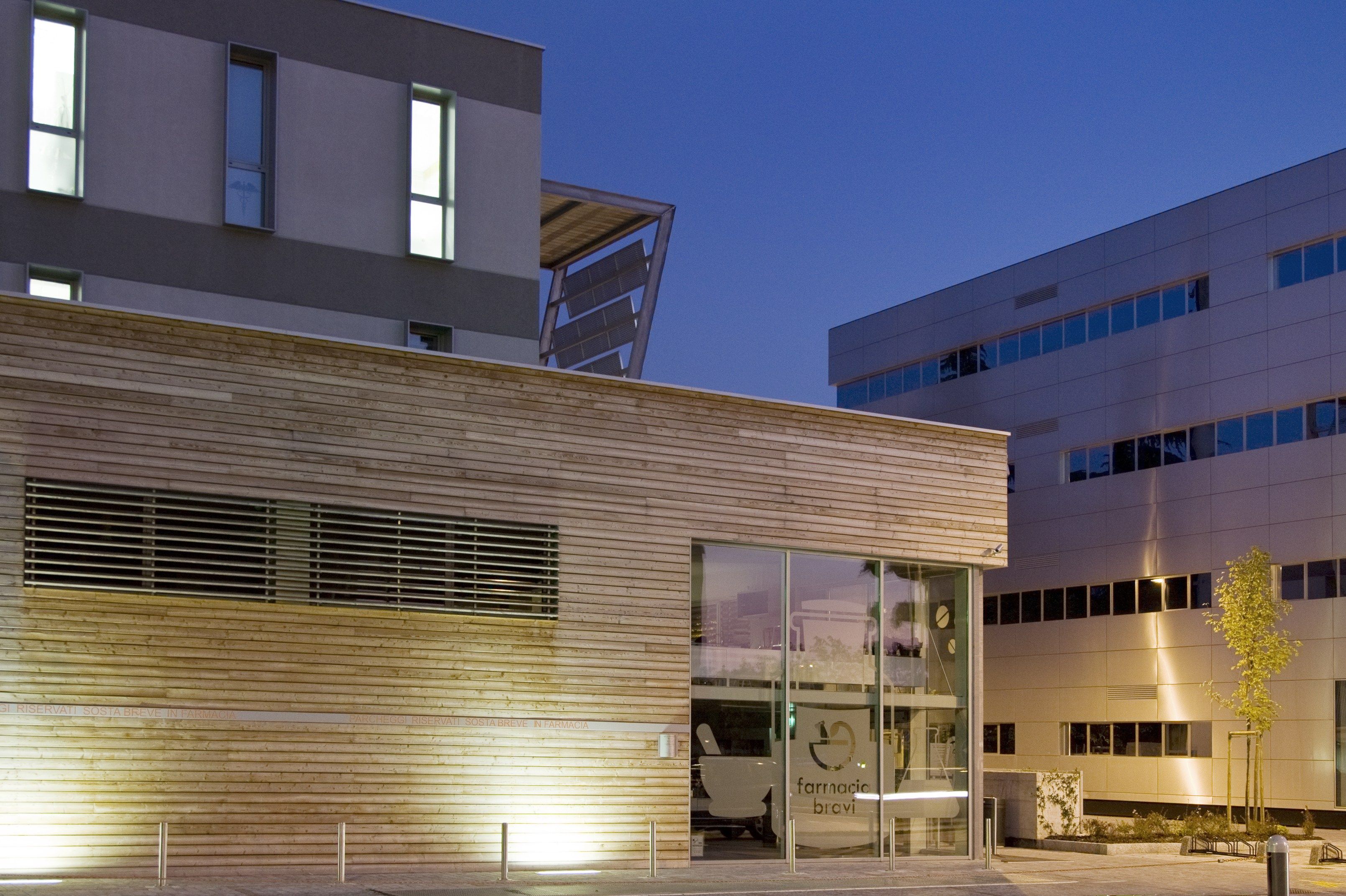 Wall washer a LED orientabile in alluminio Platek TETRA 900 ARCH-00136888 - Вид №5