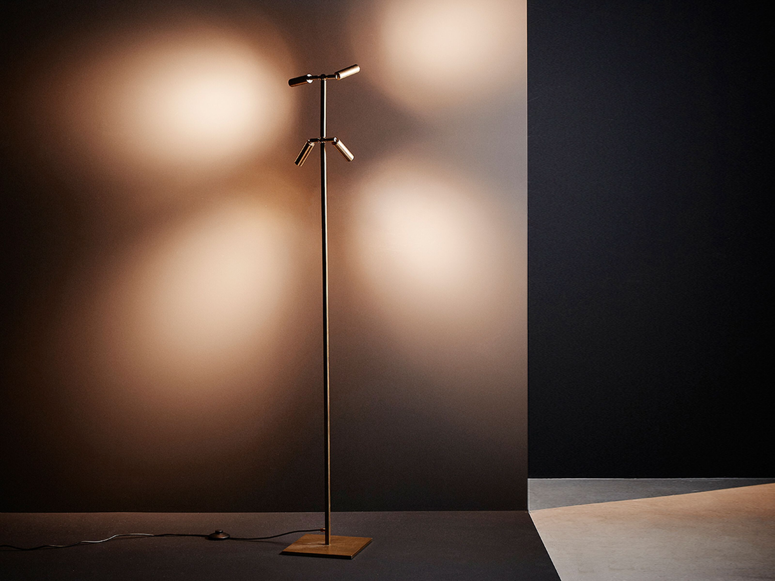 Регулируемый светодиодный торшер Renzo Serafini CILINDRO 4X ARCH-00045559