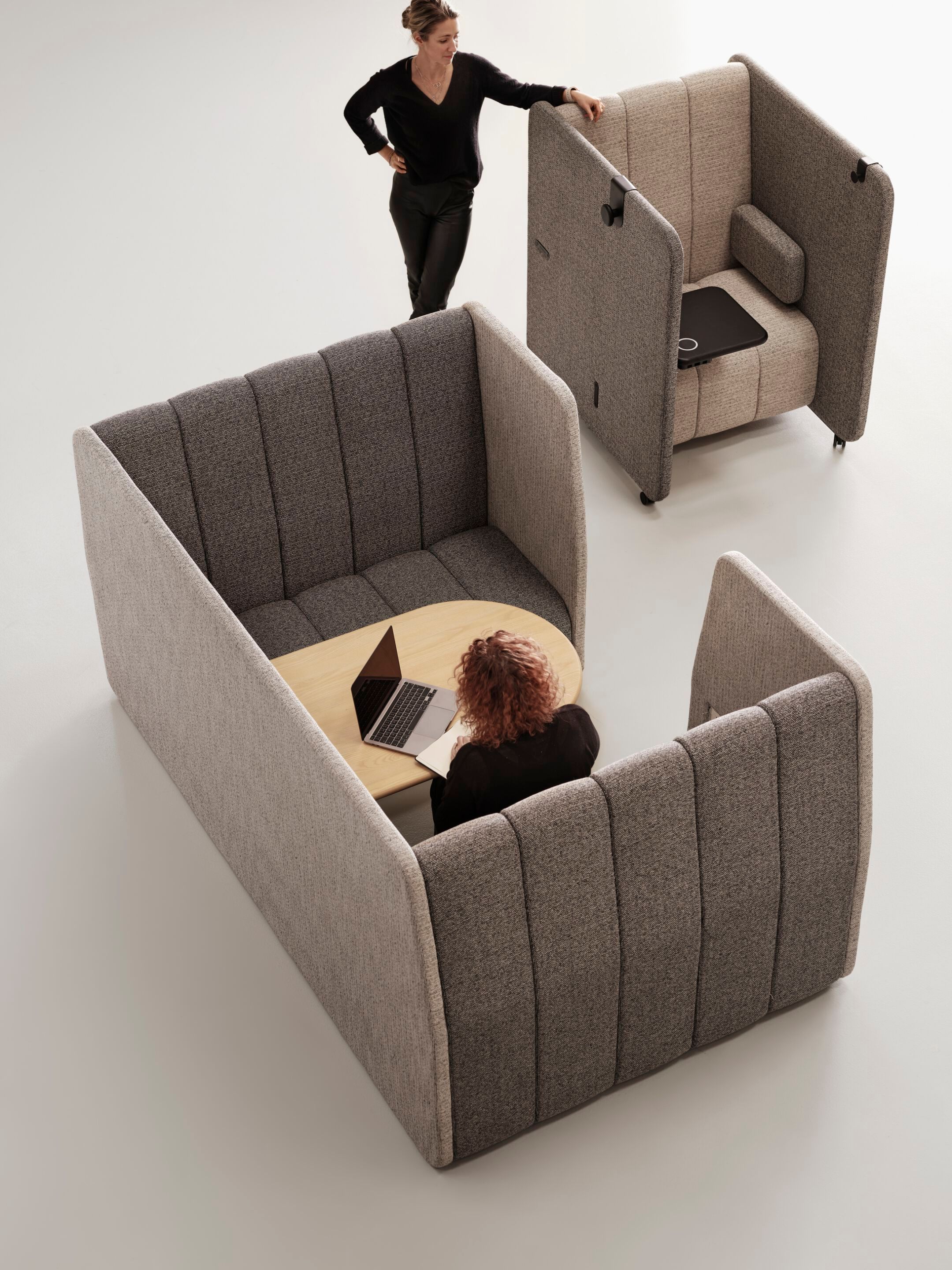 Ткань акустическое офисное кресло с журнальным столиком Bla Station Bob Job ARCH-00090031 - Вид №9