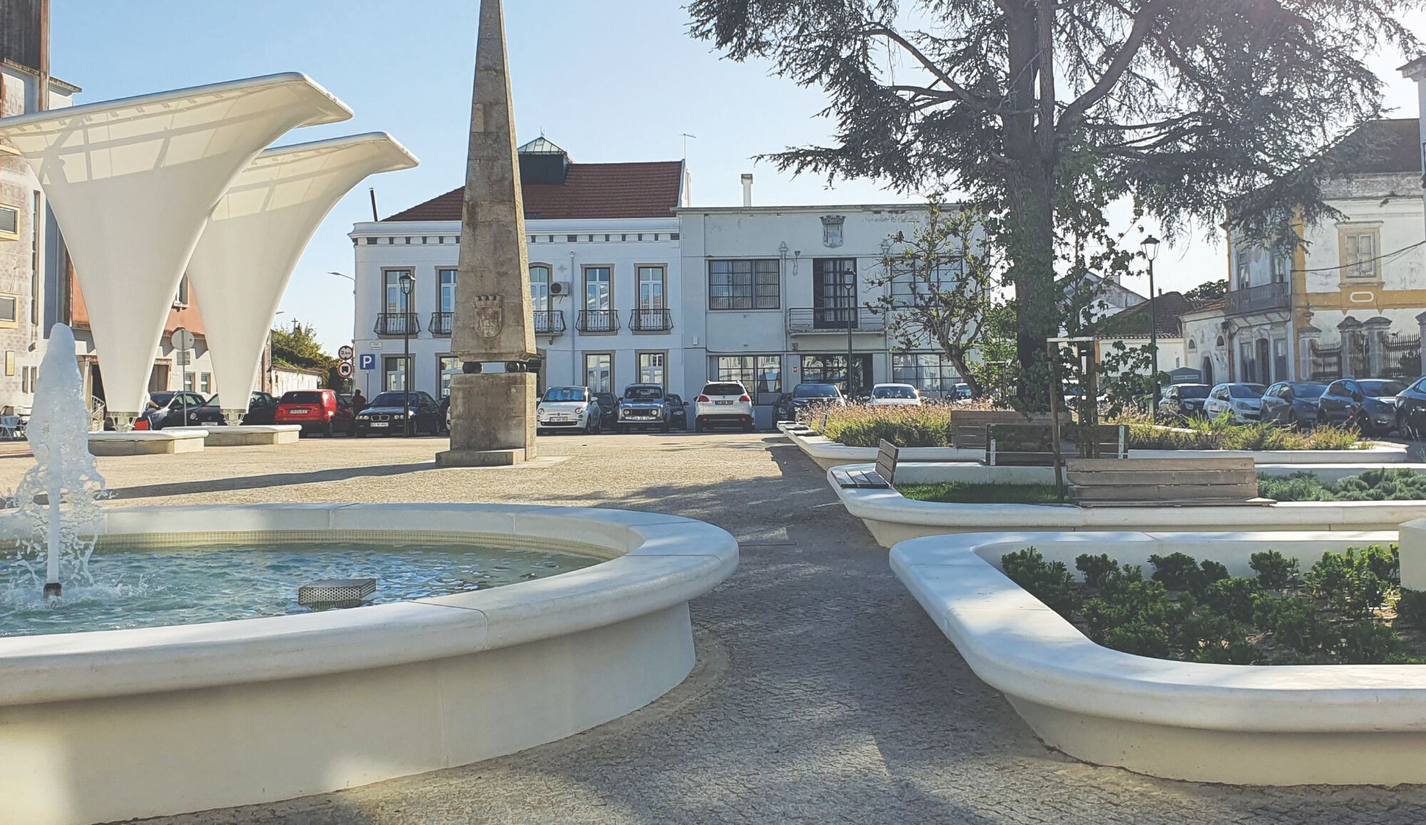 Модульная изогнутая бетонная скамья amop Benavente ARCH-00077555 - Вид №1