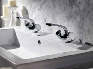 Смеситель для раковины с одним отверстием