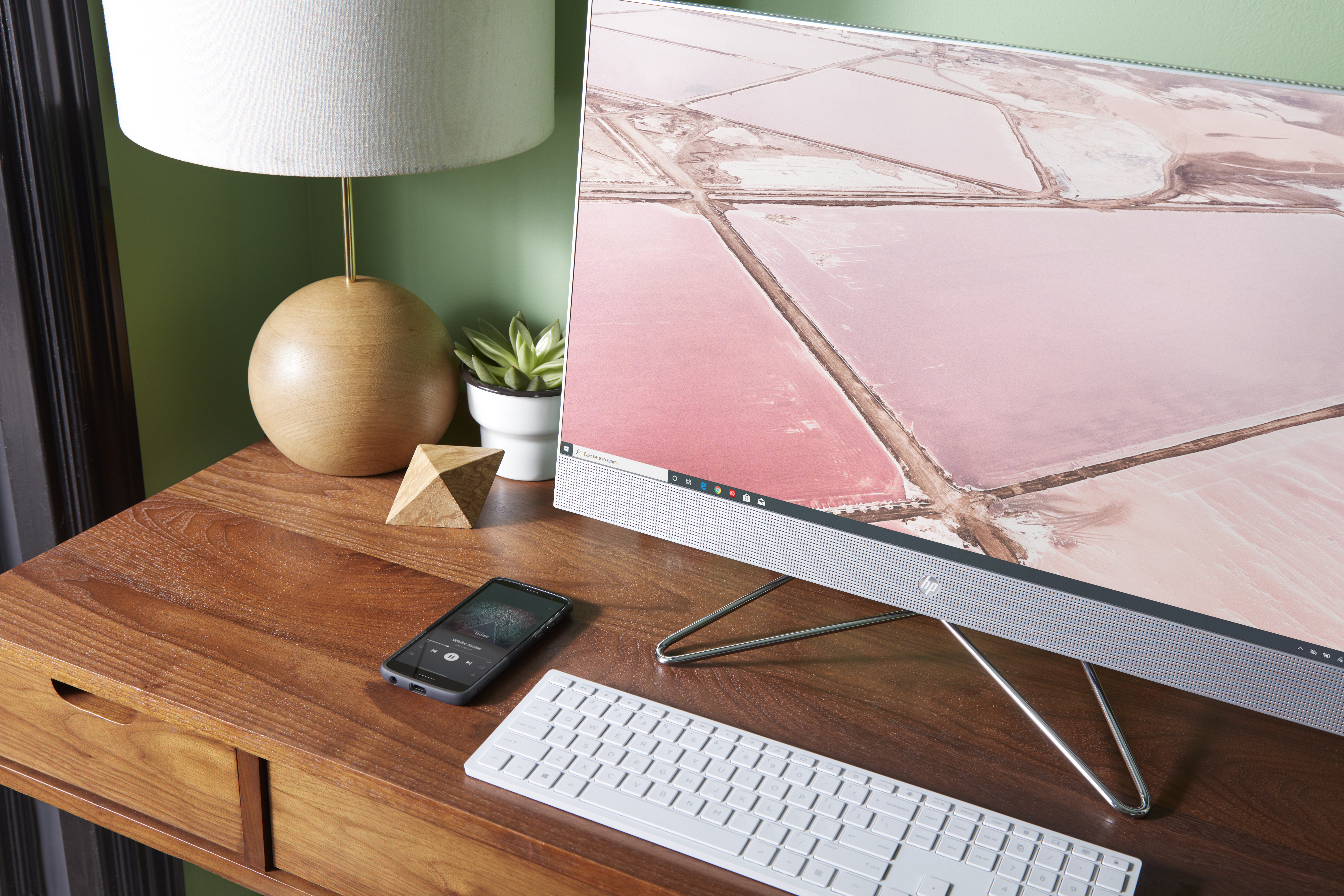 9PN10EA#ACB 27-dp0000ur aio 27"(1920x1080)/amd ryzen 3 4300u(2.7ghz)/4096mb/128ssdgb/nodvd/int:amd intergrated graphics /cam/wifi/war 1y/natural silver/freedos + usb kbd, usb mouse HP Santreyd  - Вид №9