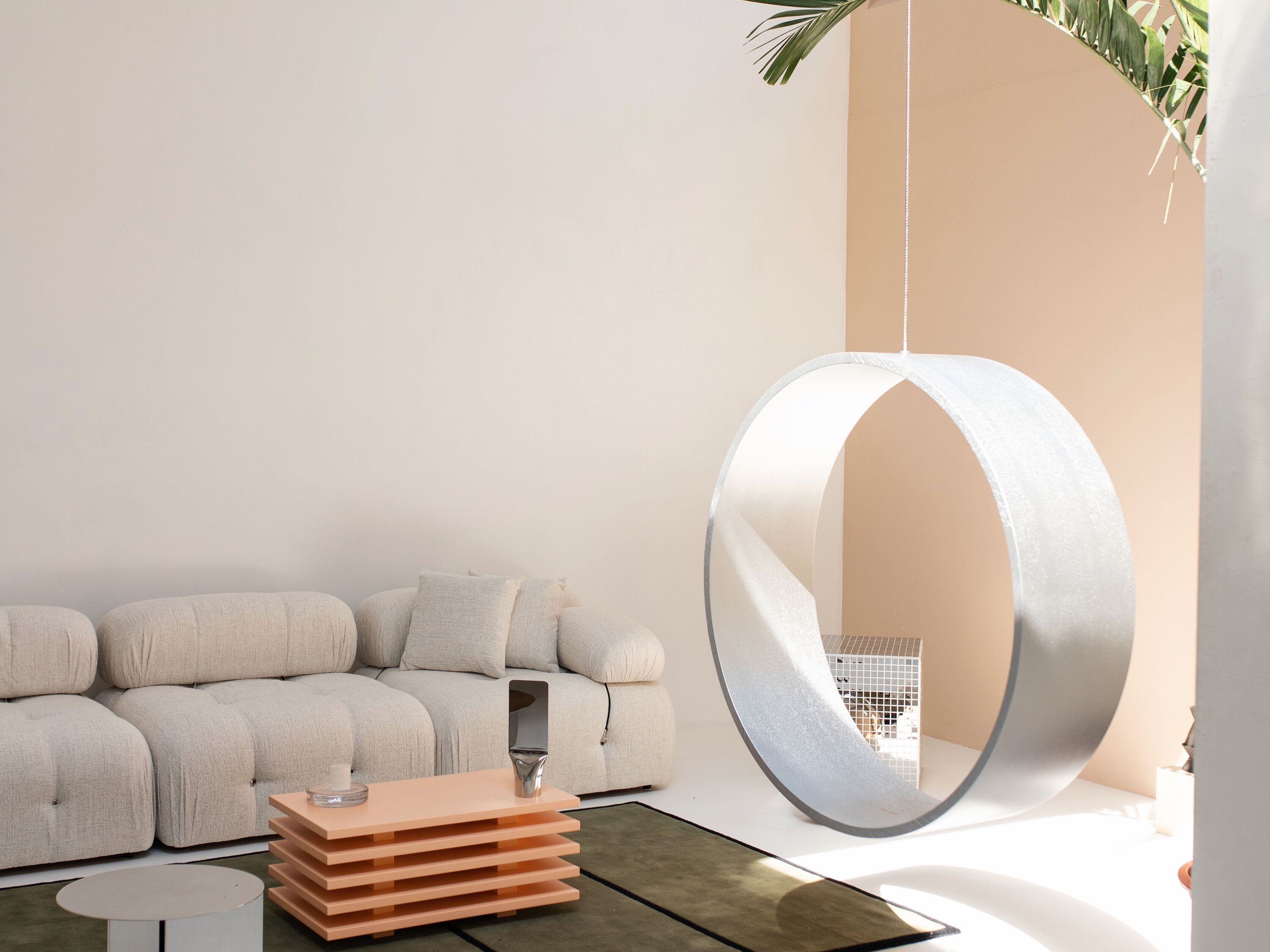 Внутреннее кресло в серебряной жидкой отделке Iwona Kosicka Design SWING N.3 ARCH-00125985 - Вид №3