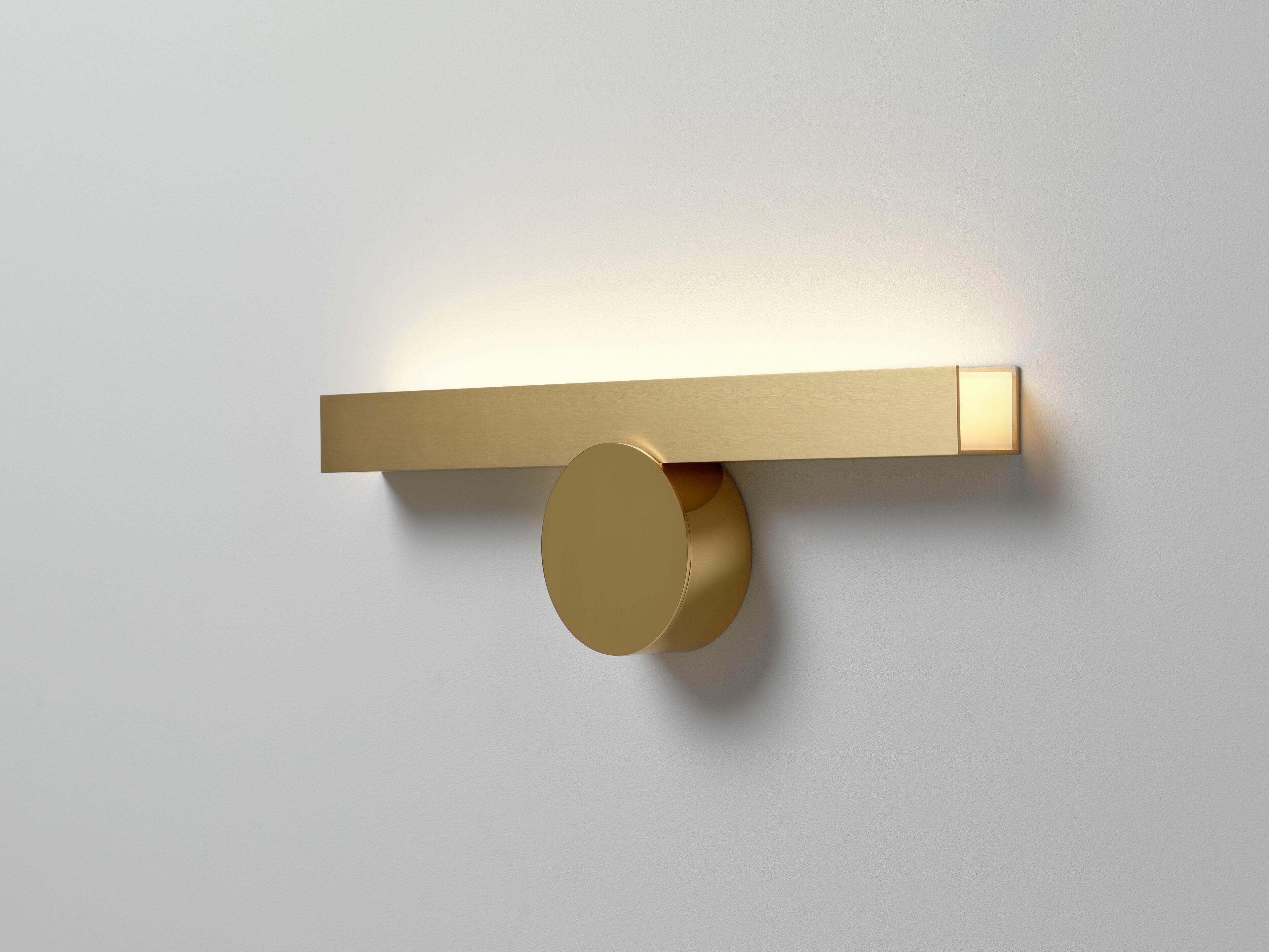 Латунный светодиодный настенный светильник CVL Luminaires Calé(e) ARCH-00033189 - Вид №4