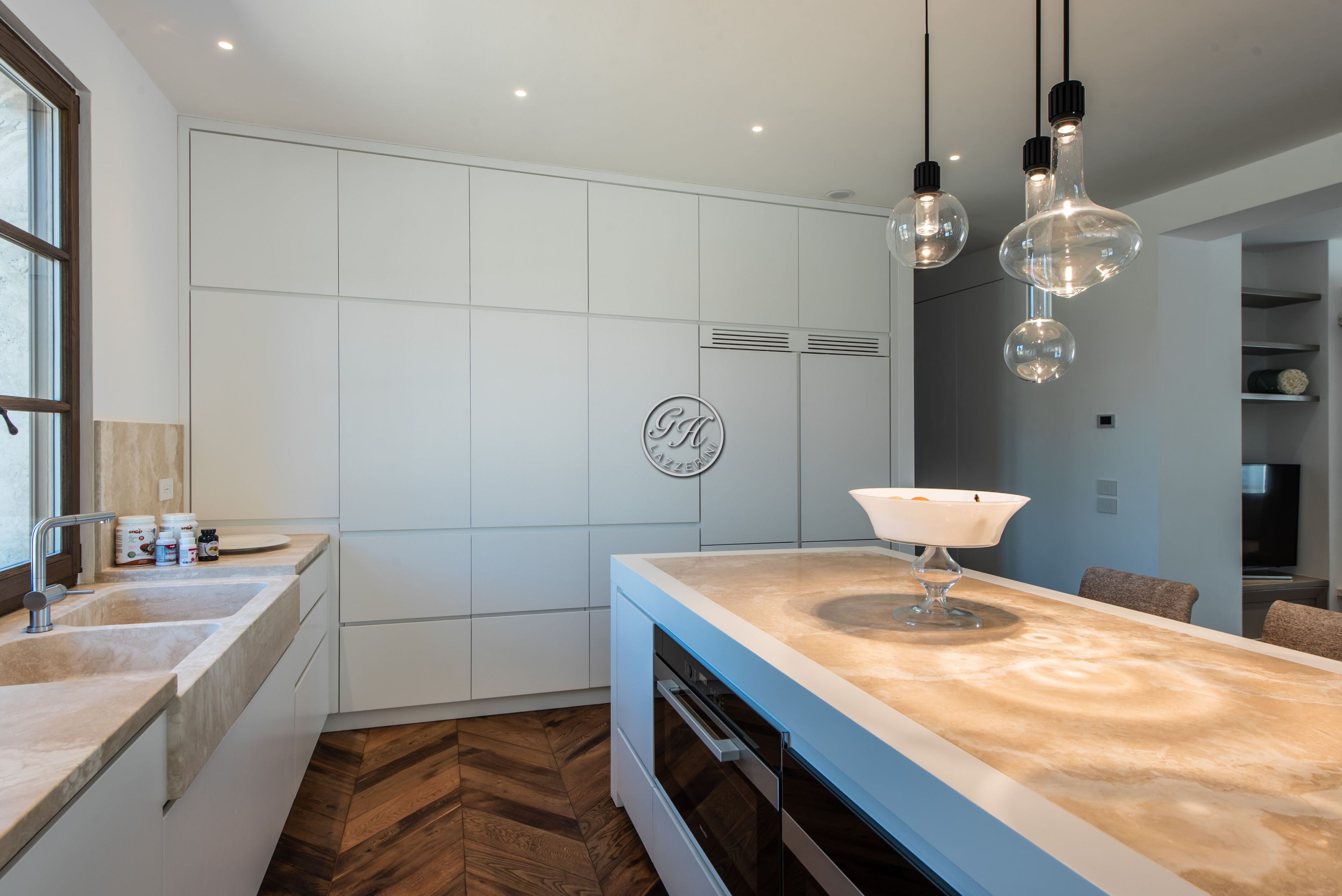 Кухня из массива дерева с островом на заказ GH LAZZERINI Cucina 16 ARCH-00143893 - Вид №2