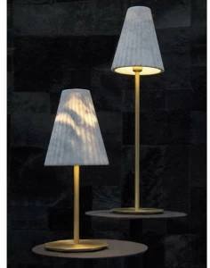 GSC Lighting Настольная лампа из каррарского мрамора Oreadi #or3 / #or4