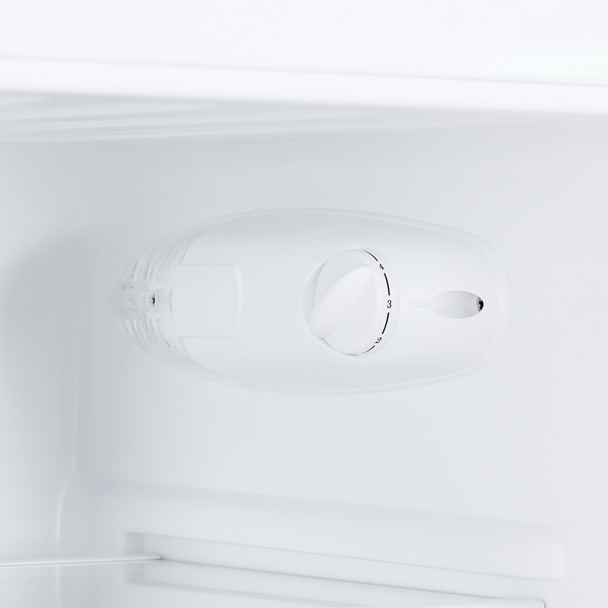 9225709 Холодильник компактный   DEXP T2-09AHA белый STDN-0051691 - Вид №9