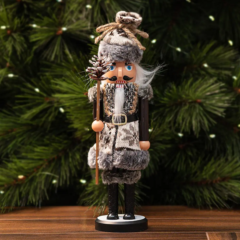 87547372 Декоративная фигура пластиковая Щелкунчик в коричневом 28см STLM-1324638 Santreyd Christmas