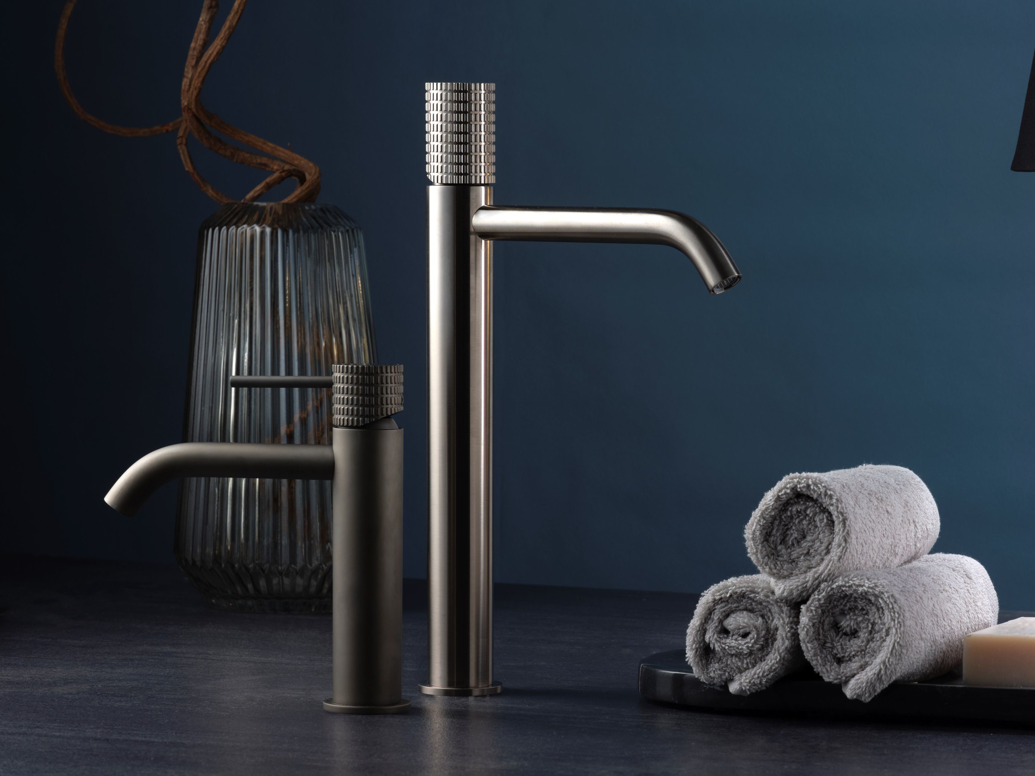 Однорычажный высокий смеситель для раковины Ritmonio диаметр 35 отпечатков пальцев ARCH-00067307 - Вид №5