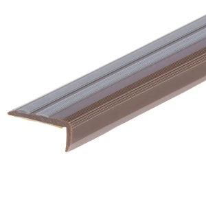 Порог угловой (угол) антискользящий 40х15х900 мм цвет венге