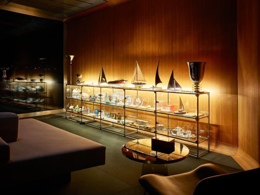 Стеклянный шкаф со встроенным освещением USM USM Haller E ARCH-00066153 - Вид №1